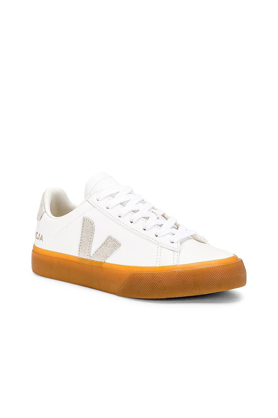 Campo Sneaker Veja Product Image