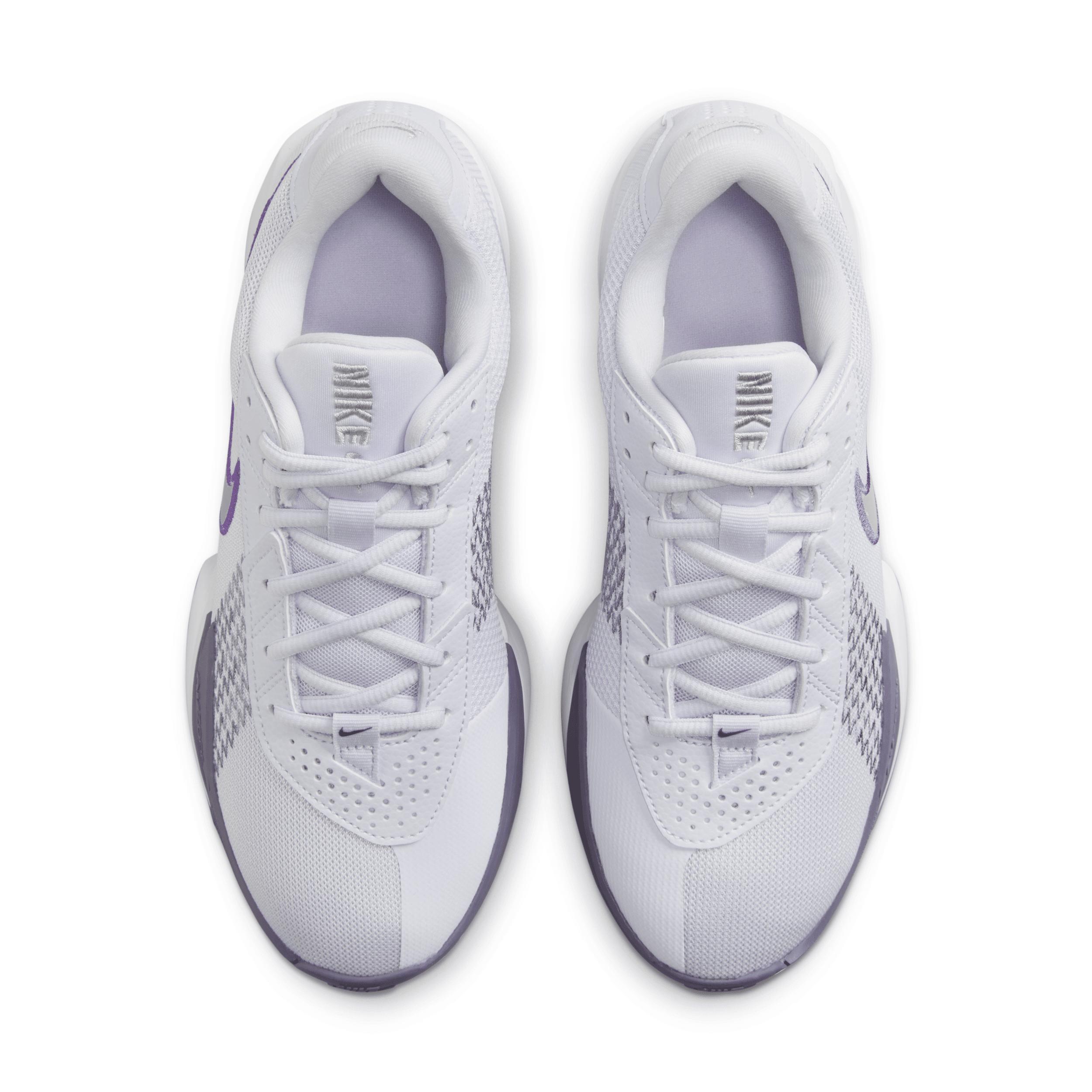 Nike G.T. Cut Academy Women's Basketball Shoes Product Image