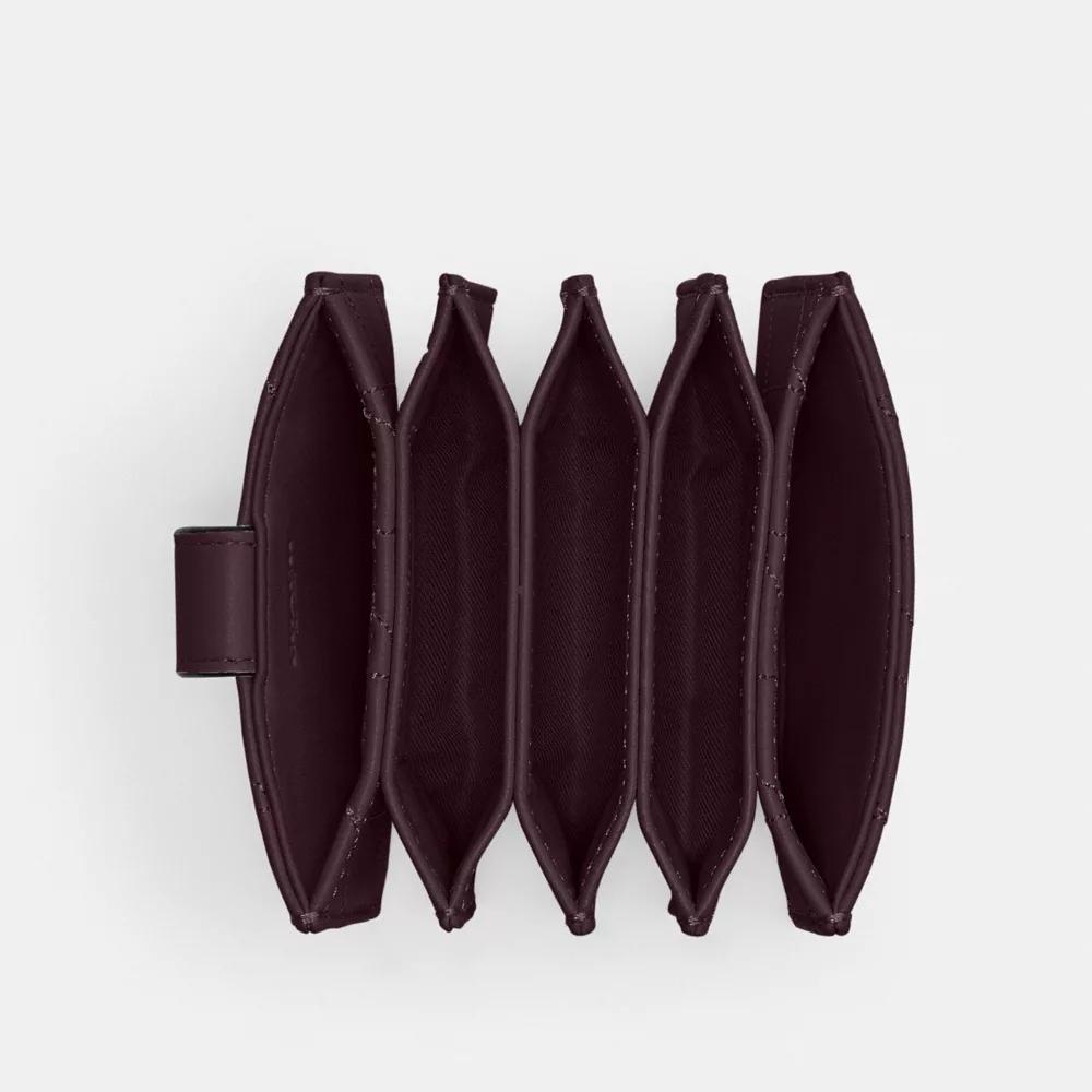 Essential Multi Card Holder With Pillow Quilting Product Image