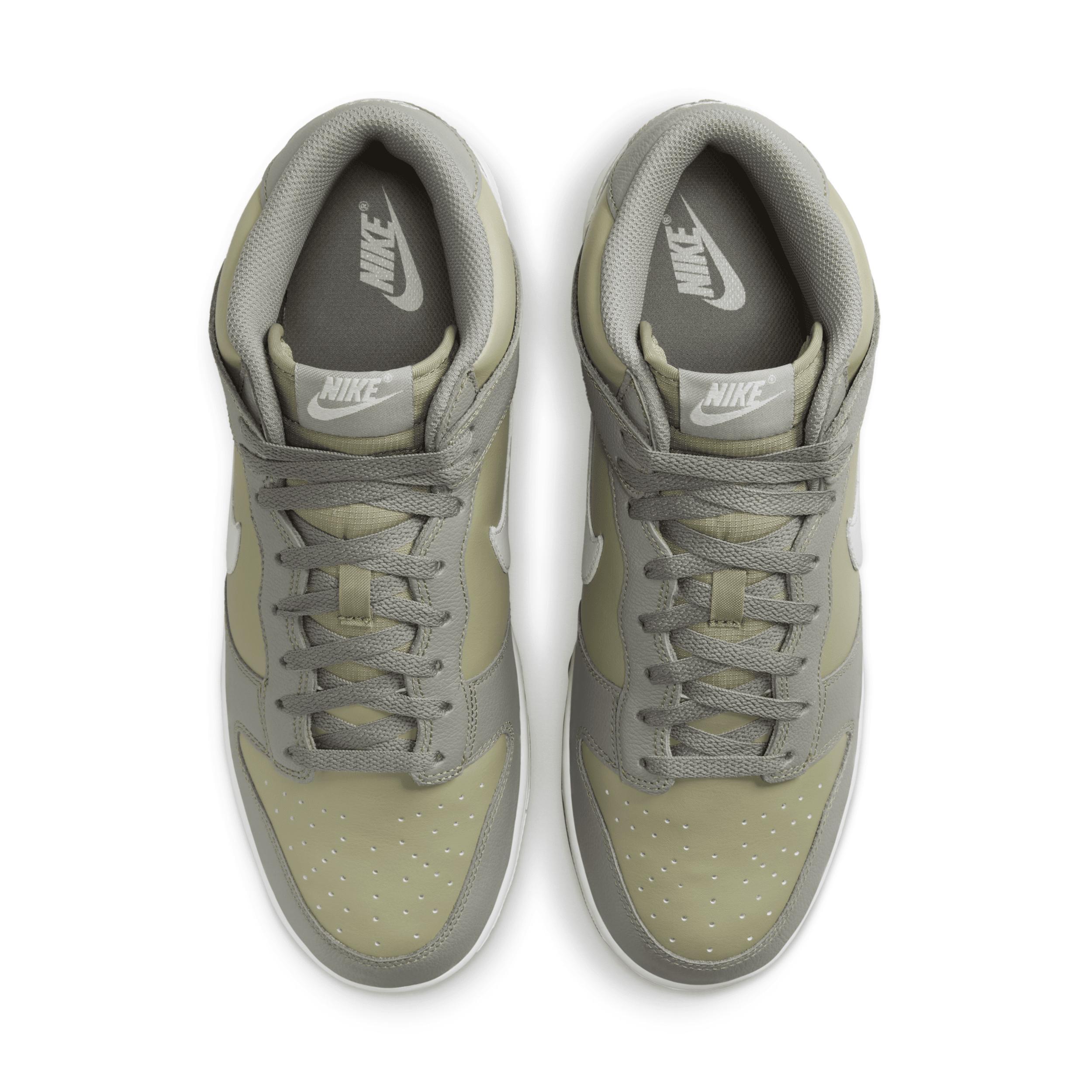 Nike Dunk Mid Men's Shoes Product Image