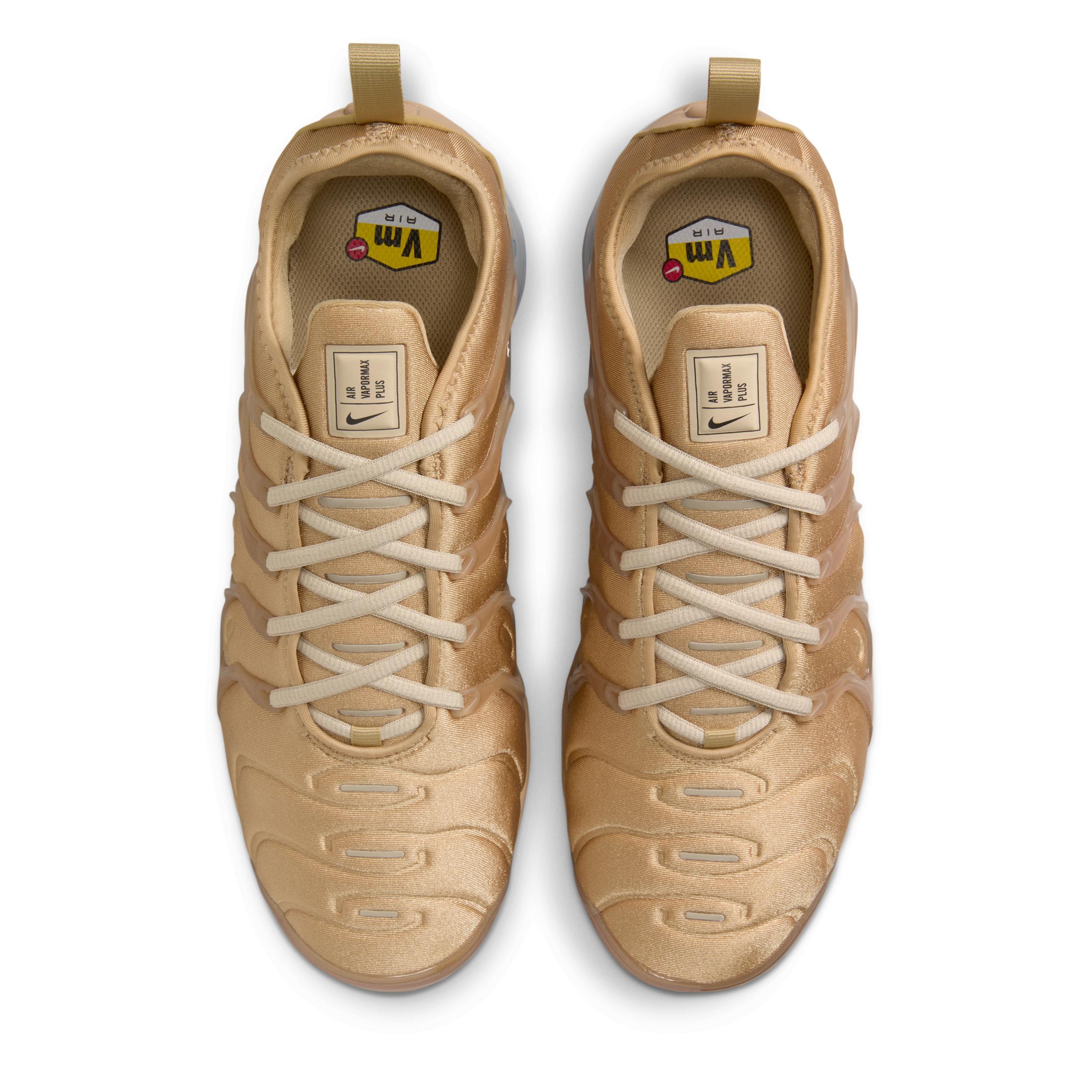 Nike Men's Air VaporMax Plus Shoes Product Image