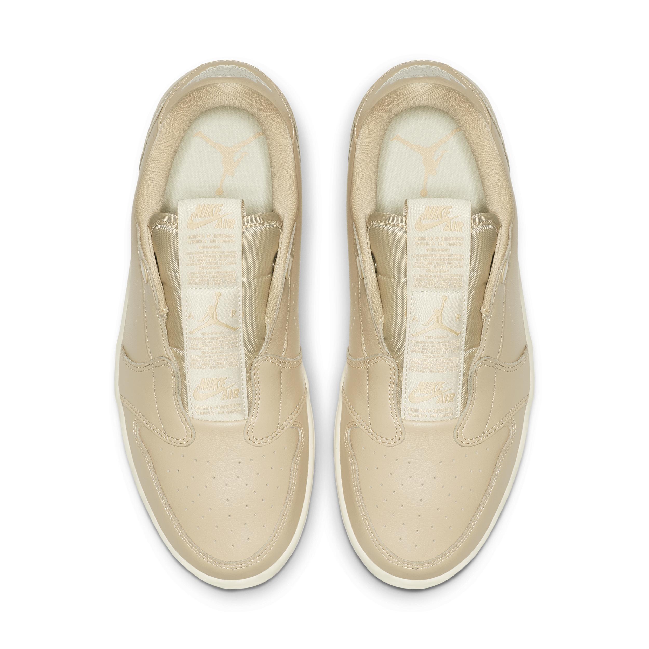 Air Jordan 1 Retro Low Slip Women's Shoes Product Image