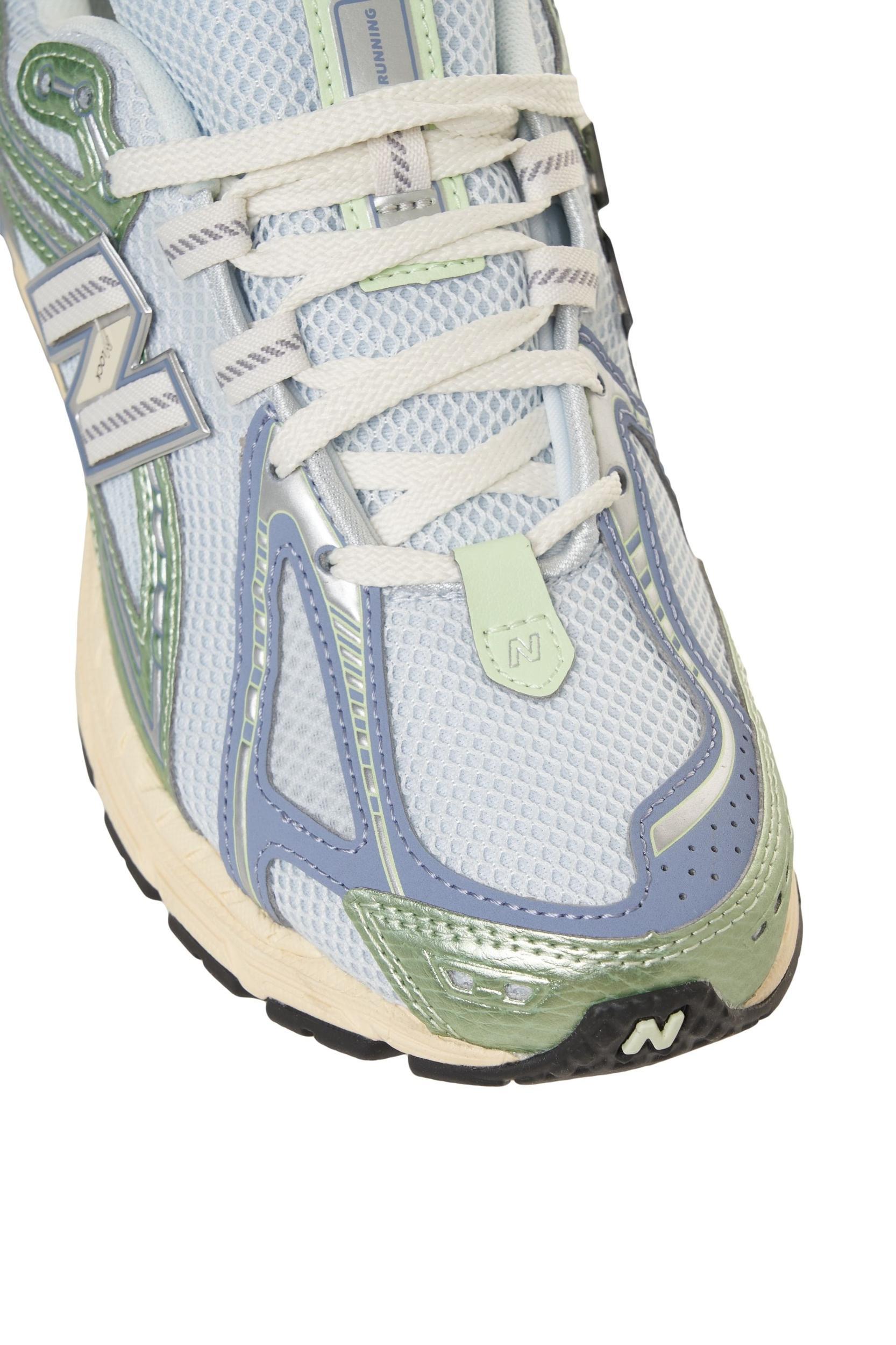 Sneakers '1906R' Product Image