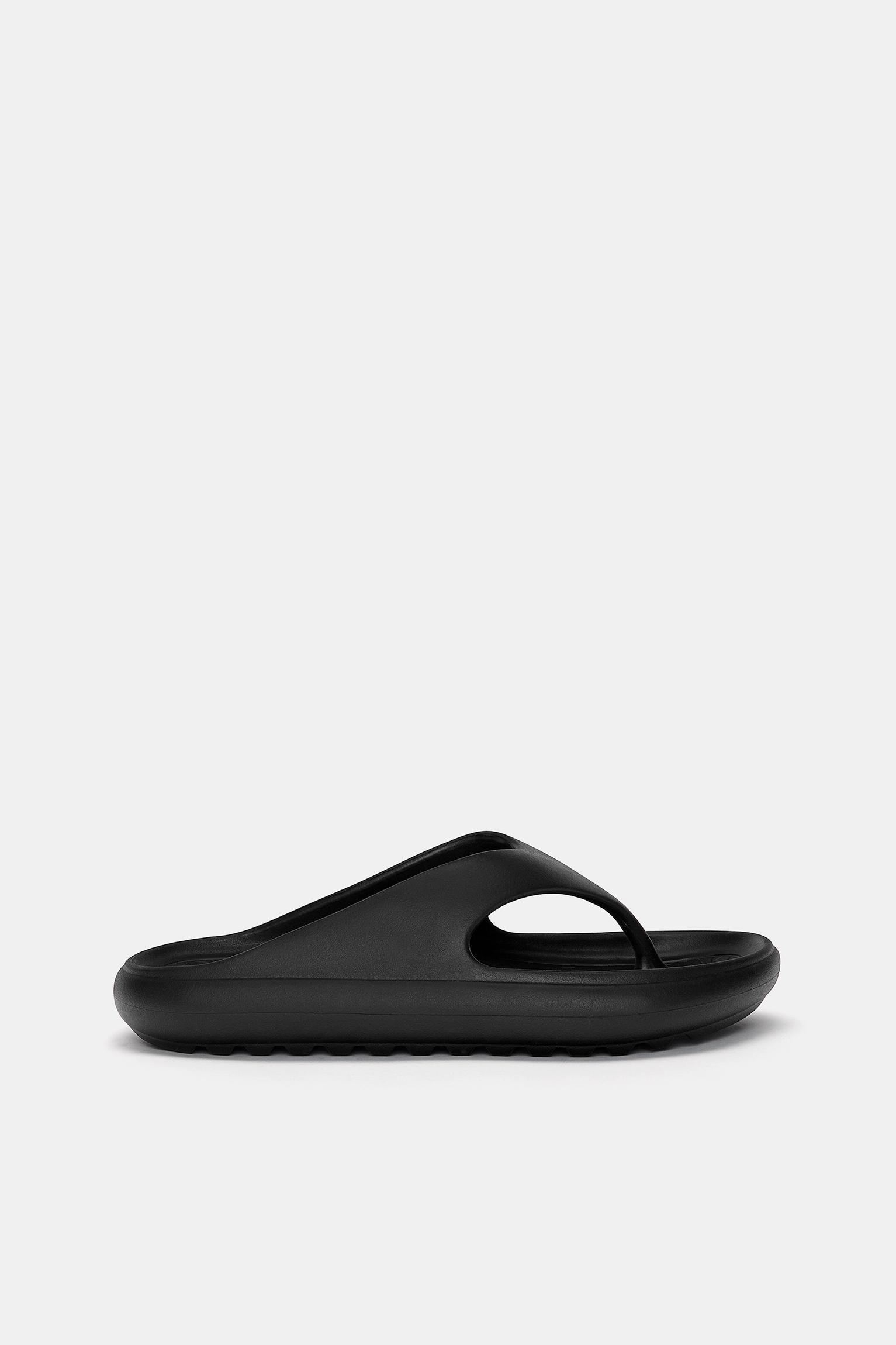 Rubberized sandals Product Image