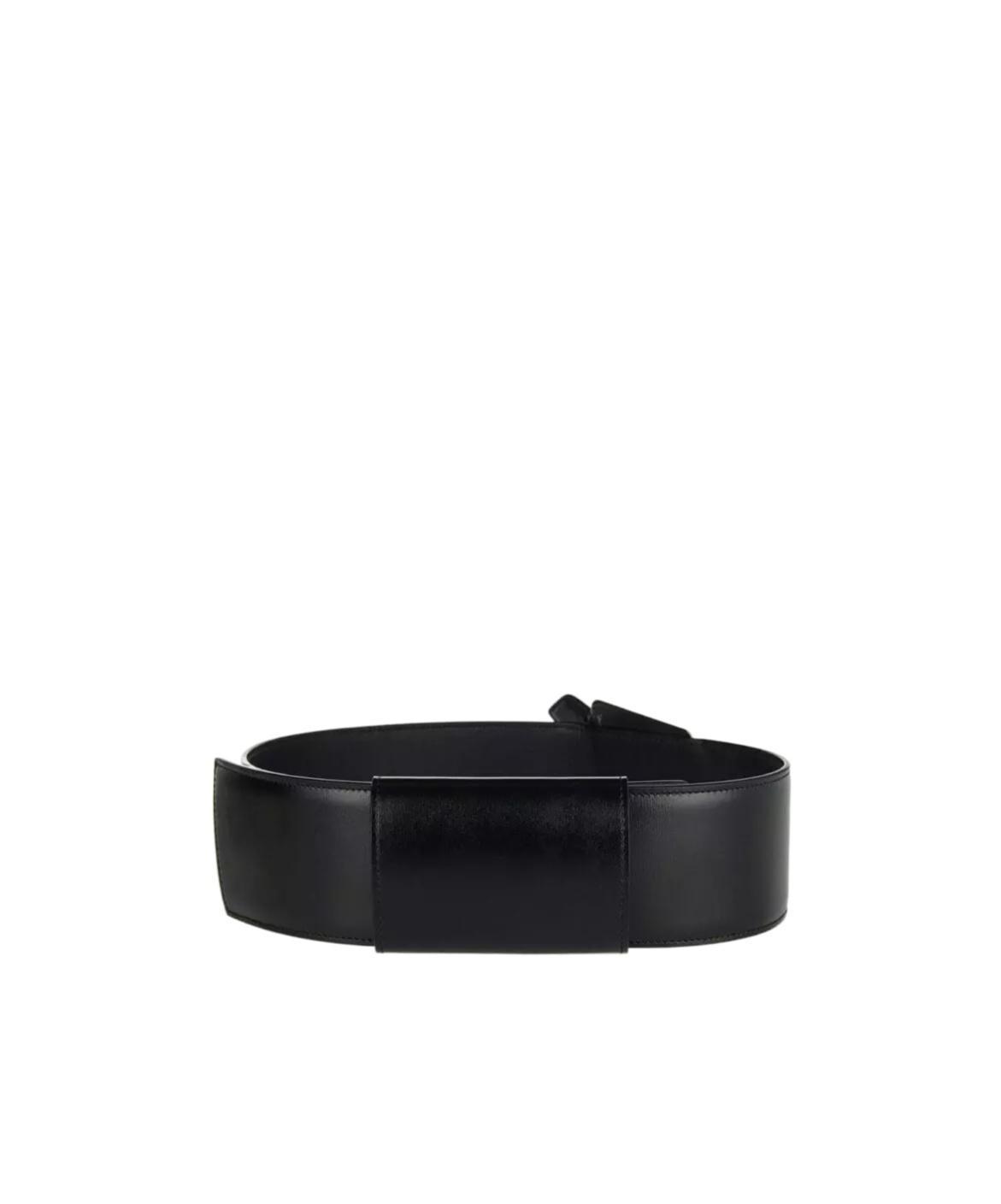 ALAÏA Knot Leather Belt In Black Product Image