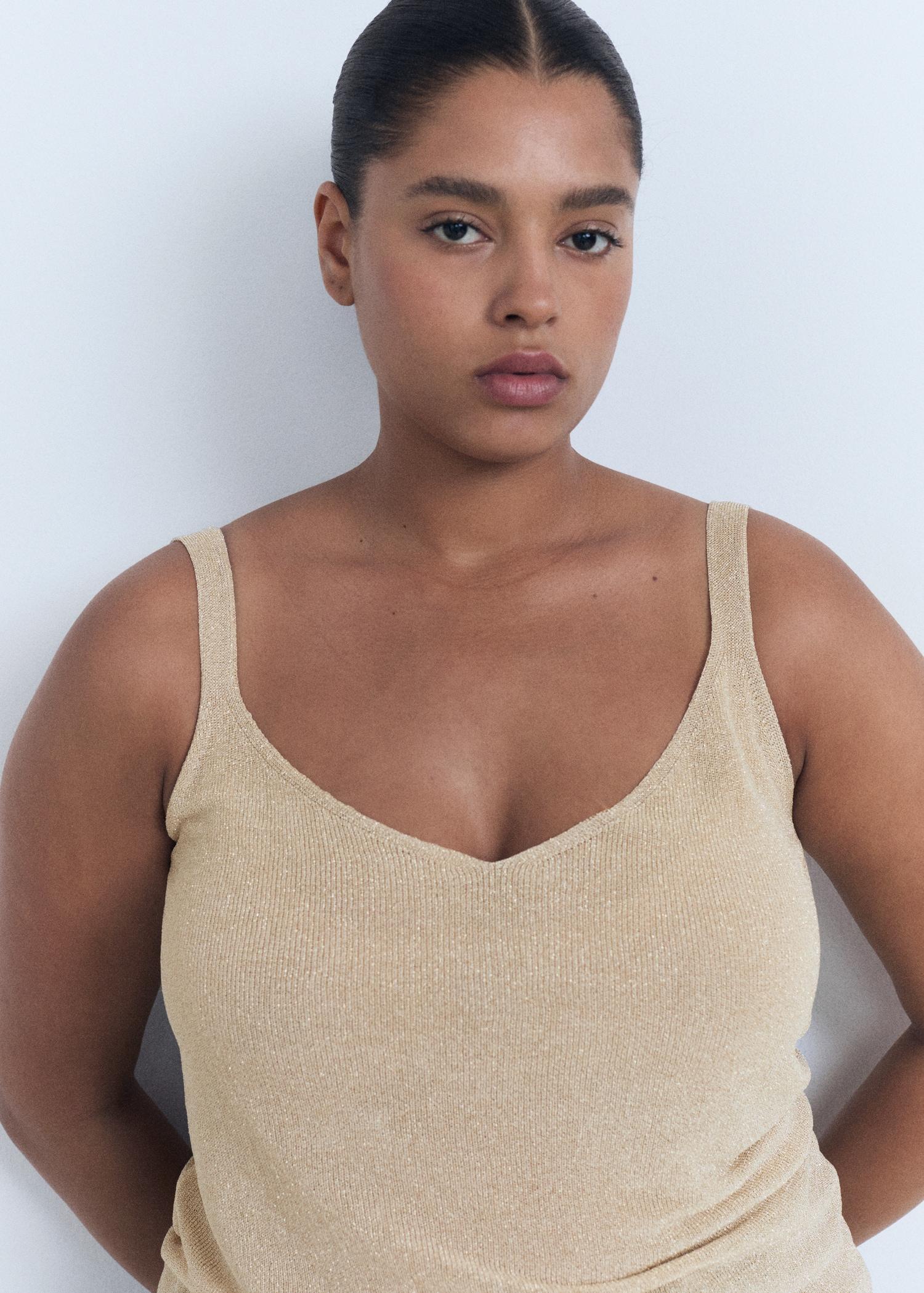 Lurex knitted V-neck top - Women | MANGO USA Product Image