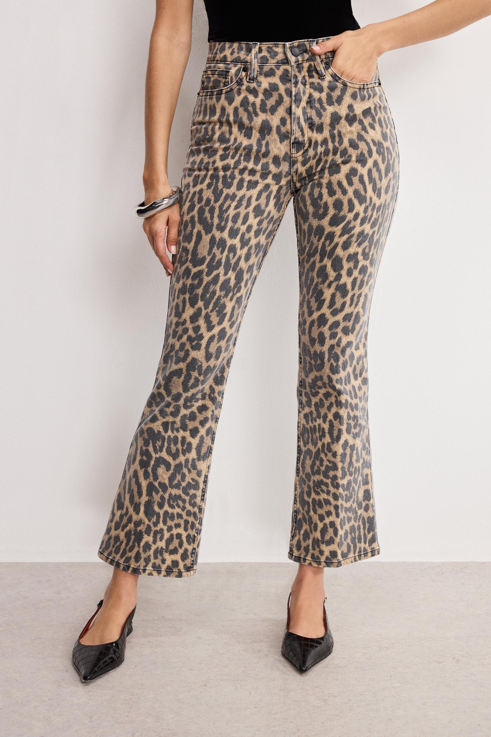 GOOD KICK FLARE LEOPARD JEANS | LUCKY LEOPARD001 Product Image