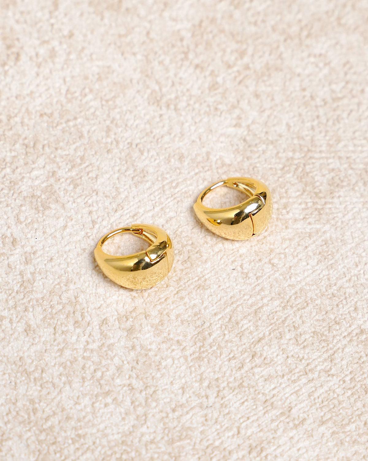 Metal Droplet Earrings Product Image