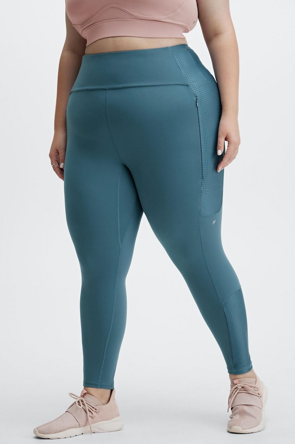 Fabletics High-Waisted Motion365 Run 7/8 Womens blue plus Size 3X Product Image
