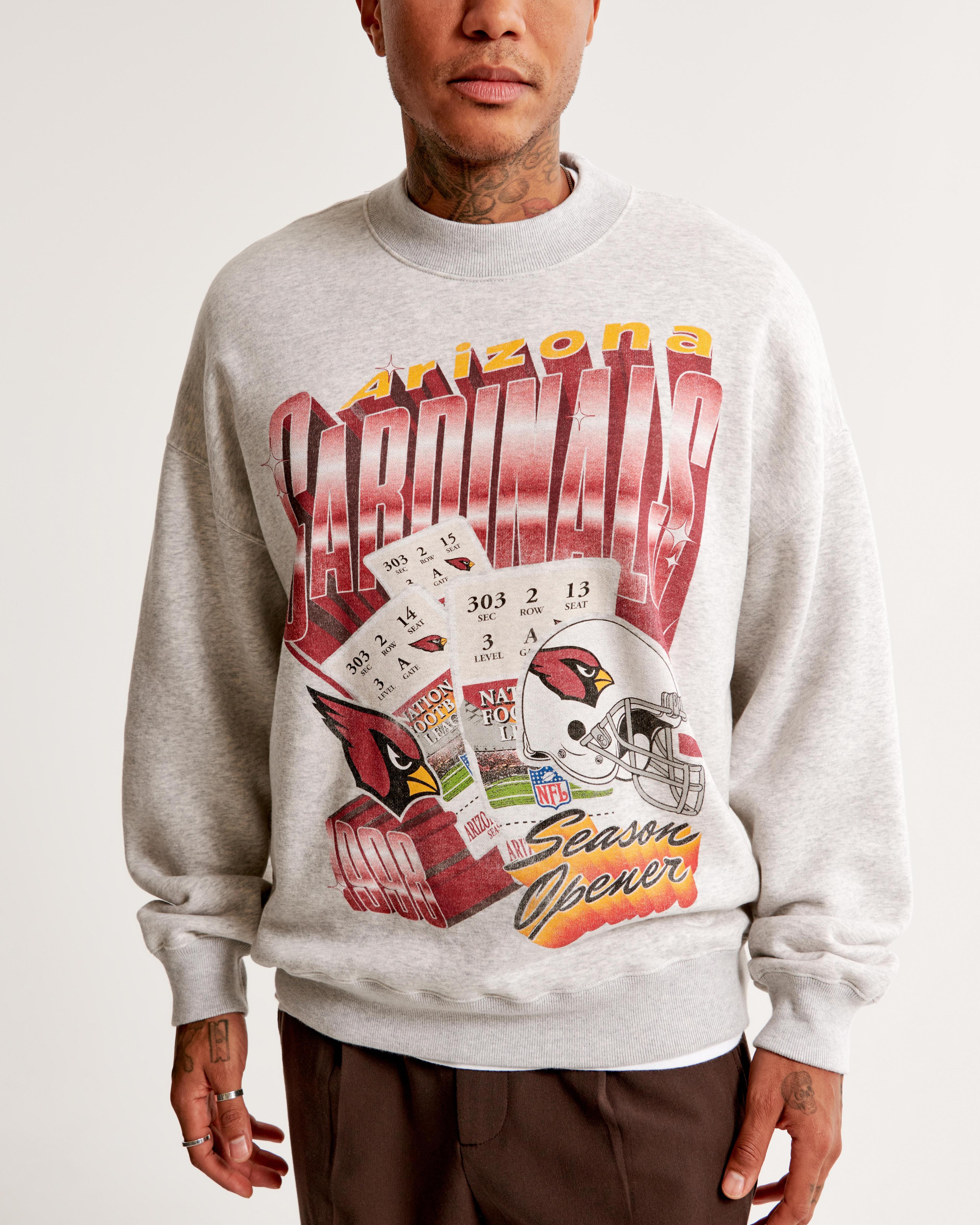 Tampa Bay Buccaneers Graphic Crew Sweatshirt Product Image