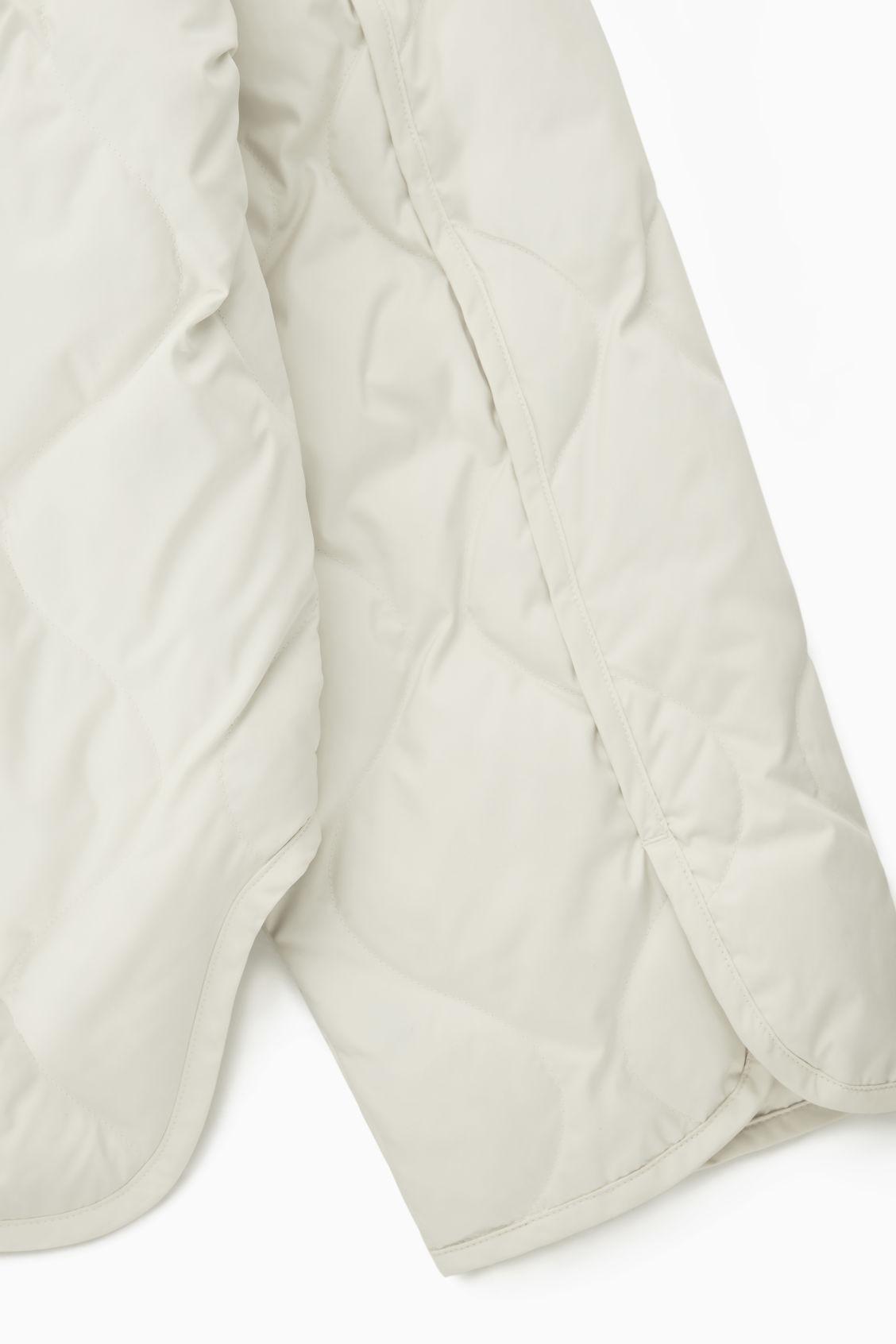 OVERSIZED QUILTED JACKET Product Image