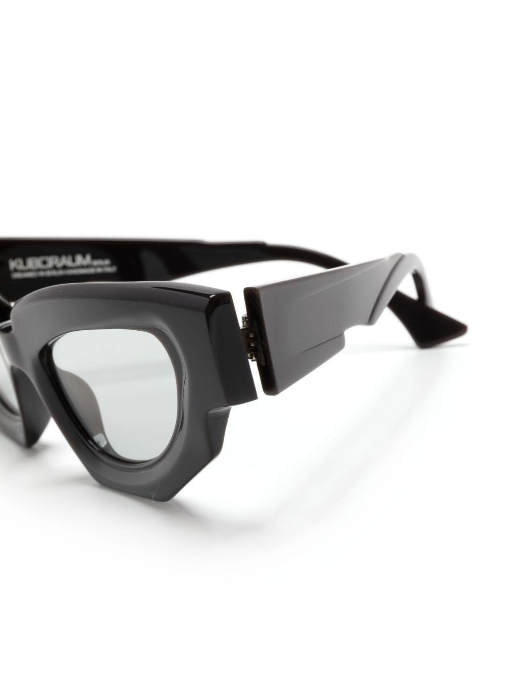 asymmetric-frame tinted sunglasses Product Image