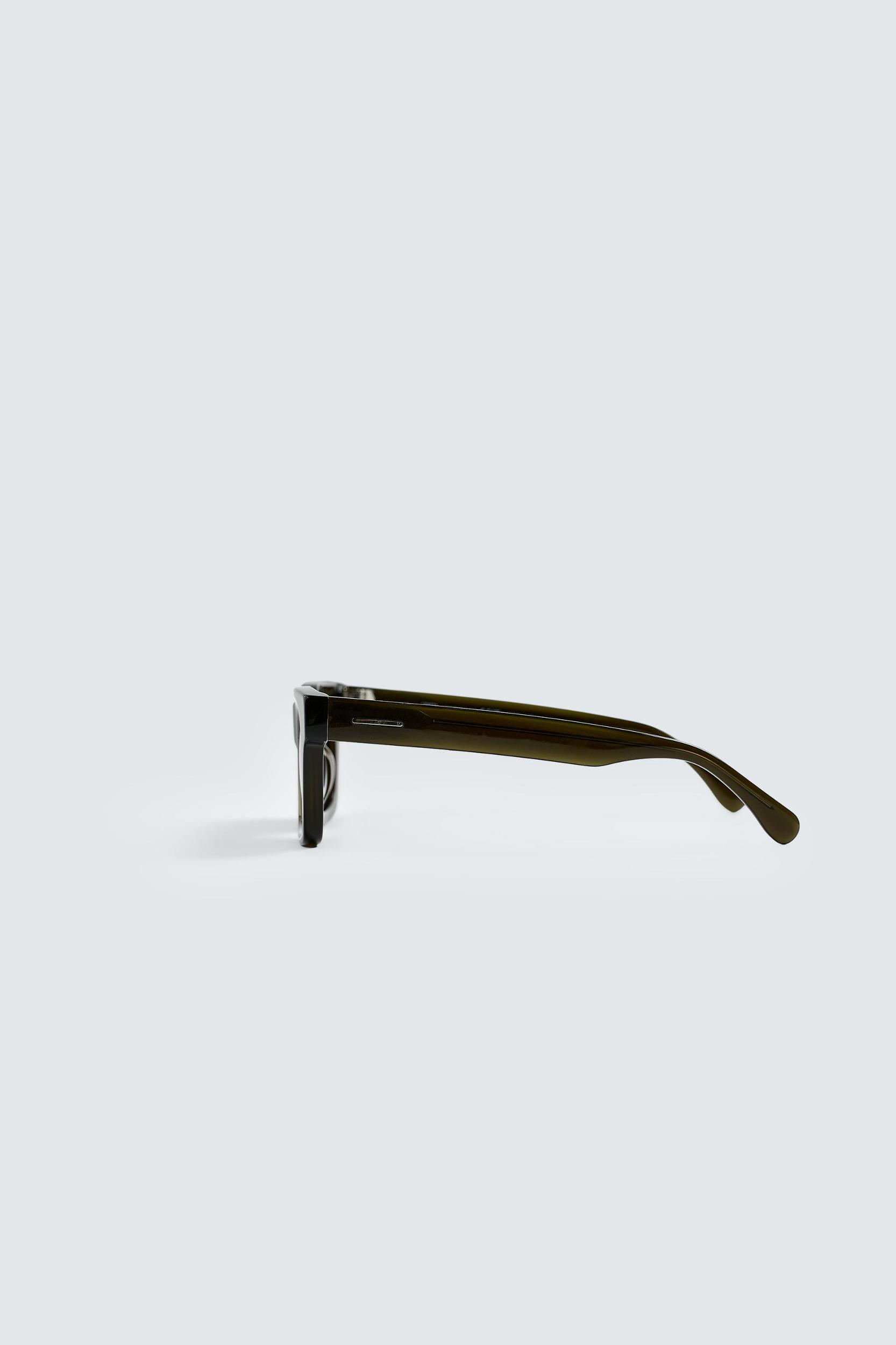 SQUARE SUNGLASSES Product Image