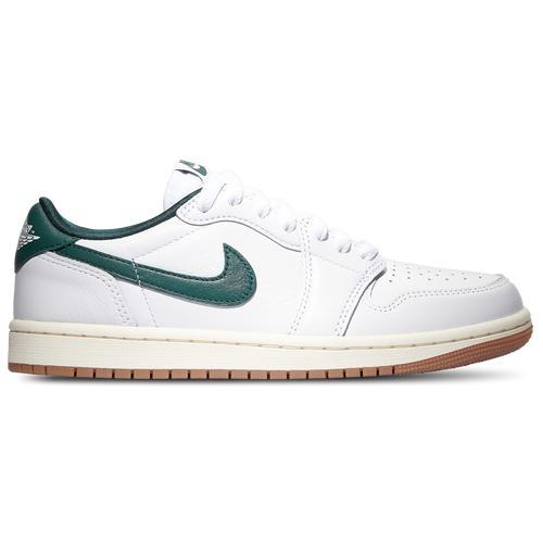 Womens Air Retro 1 Low OG Casual Shoes Product Image