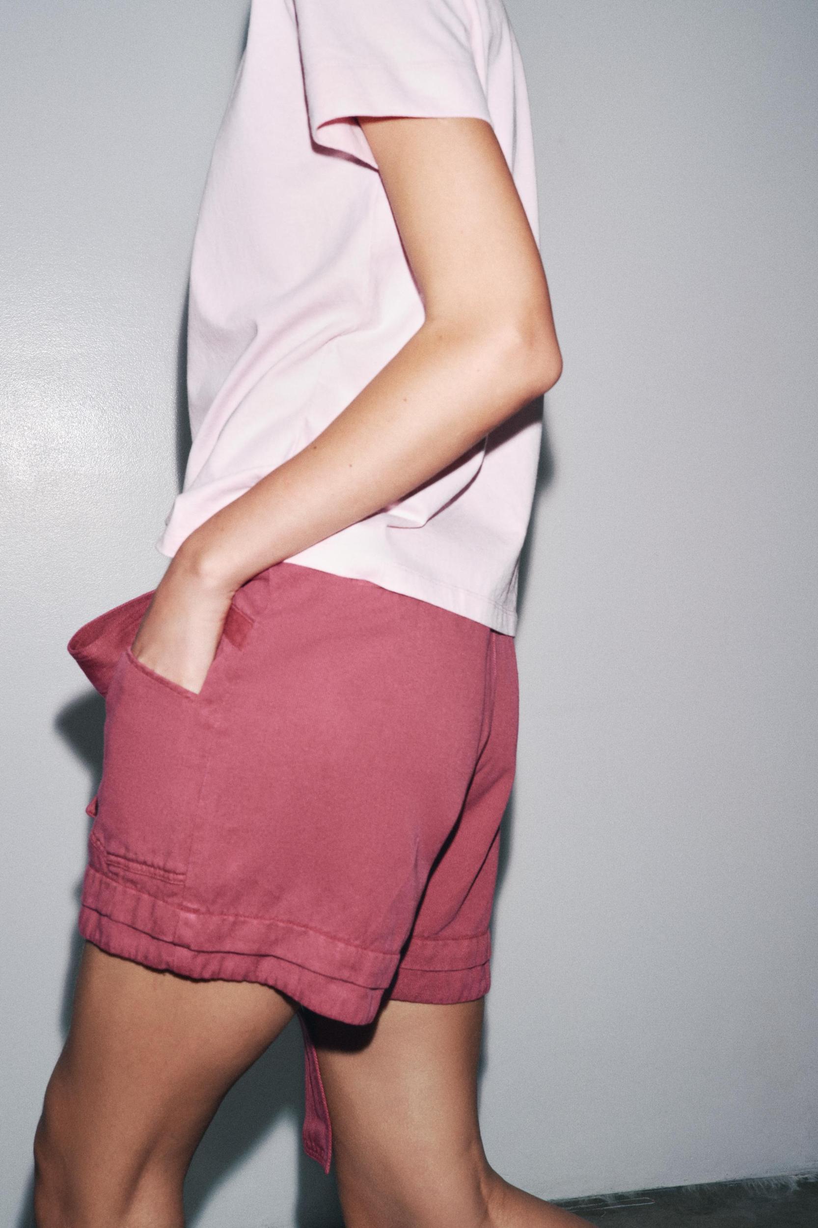 SHORT SLEEVE TEXTURED COTTON T-SHIRT Product Image