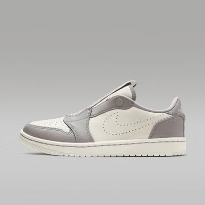 Womens Air Jordan Retro 1 Low Slip Casual Shoes Product Image