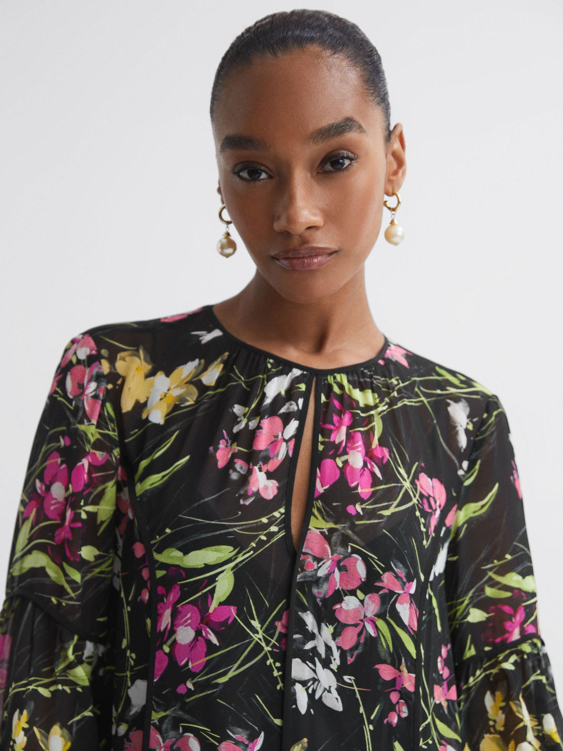 Florere Printed Maxi Dress in Black Product Image