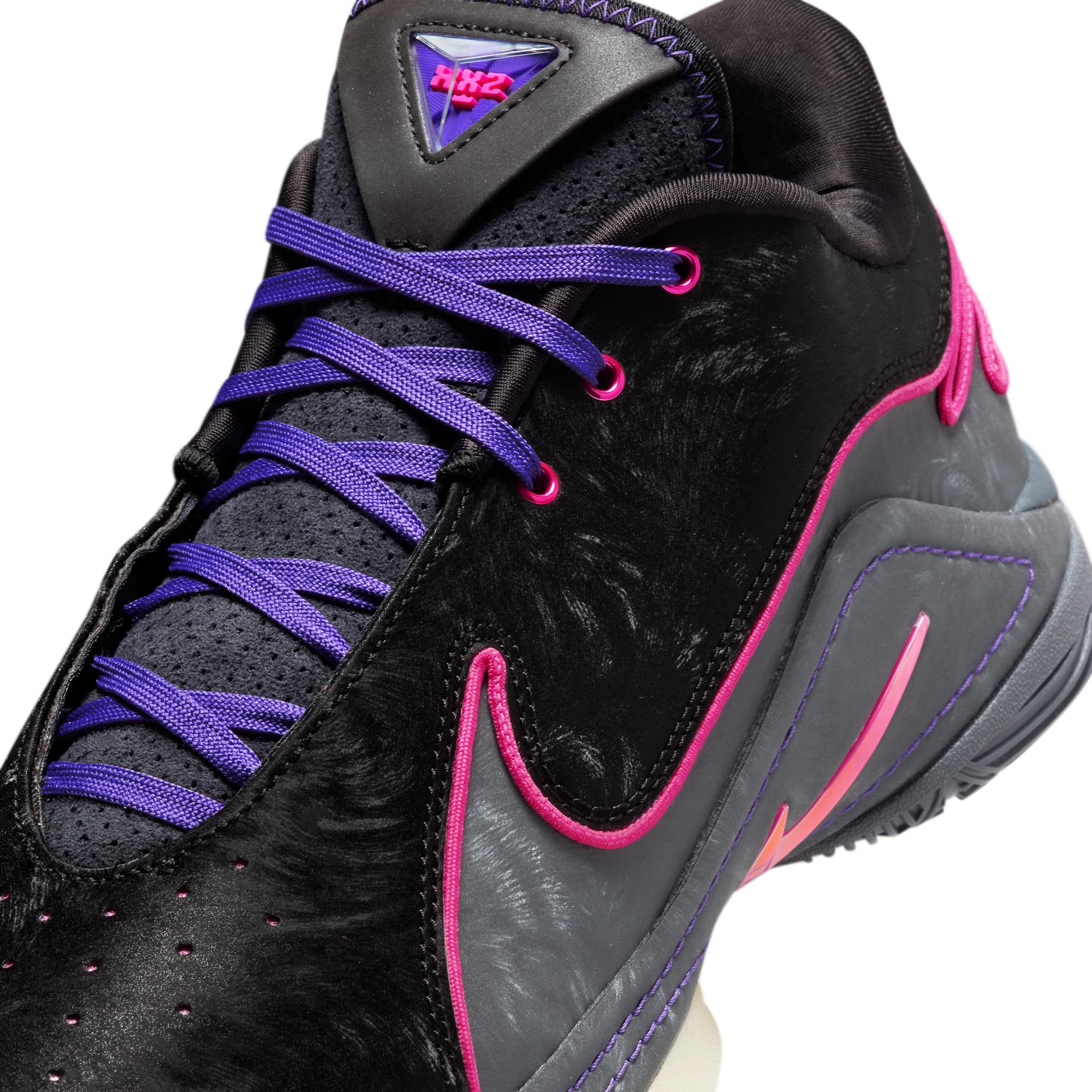 Nike Men's LeBron XXII "Tunnel Vision" Basketball Shoes Product Image