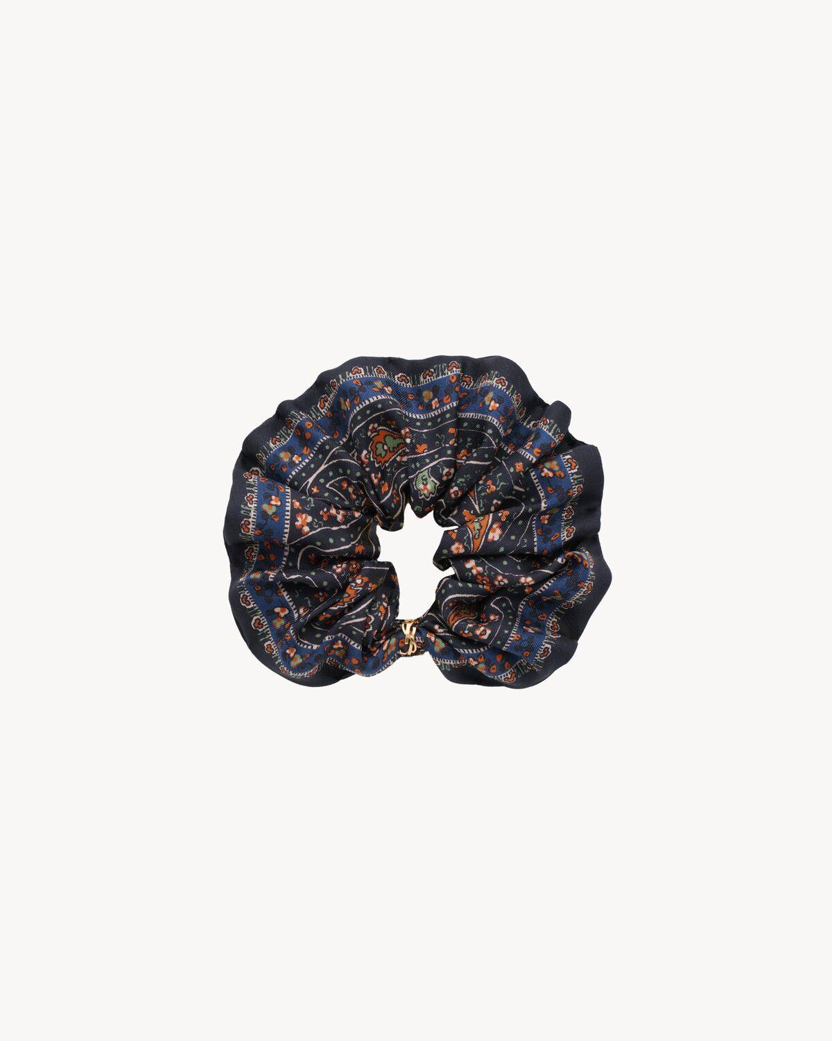 CASSANDRE scrunchie in paisley silk twill | Saint Laurent | YSL.com Product Image