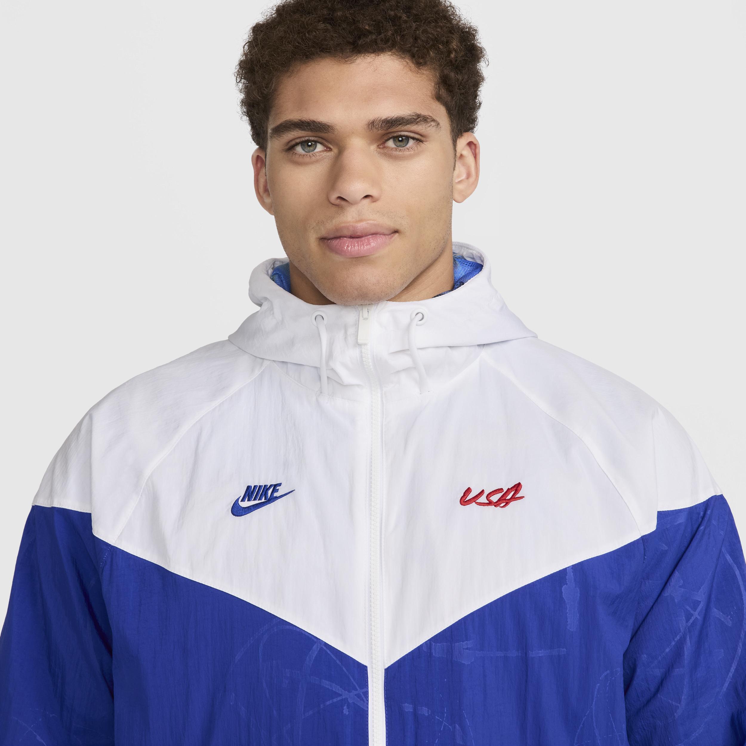 USA Windrunner Men's Nike Breaking Woven Jacket Product Image