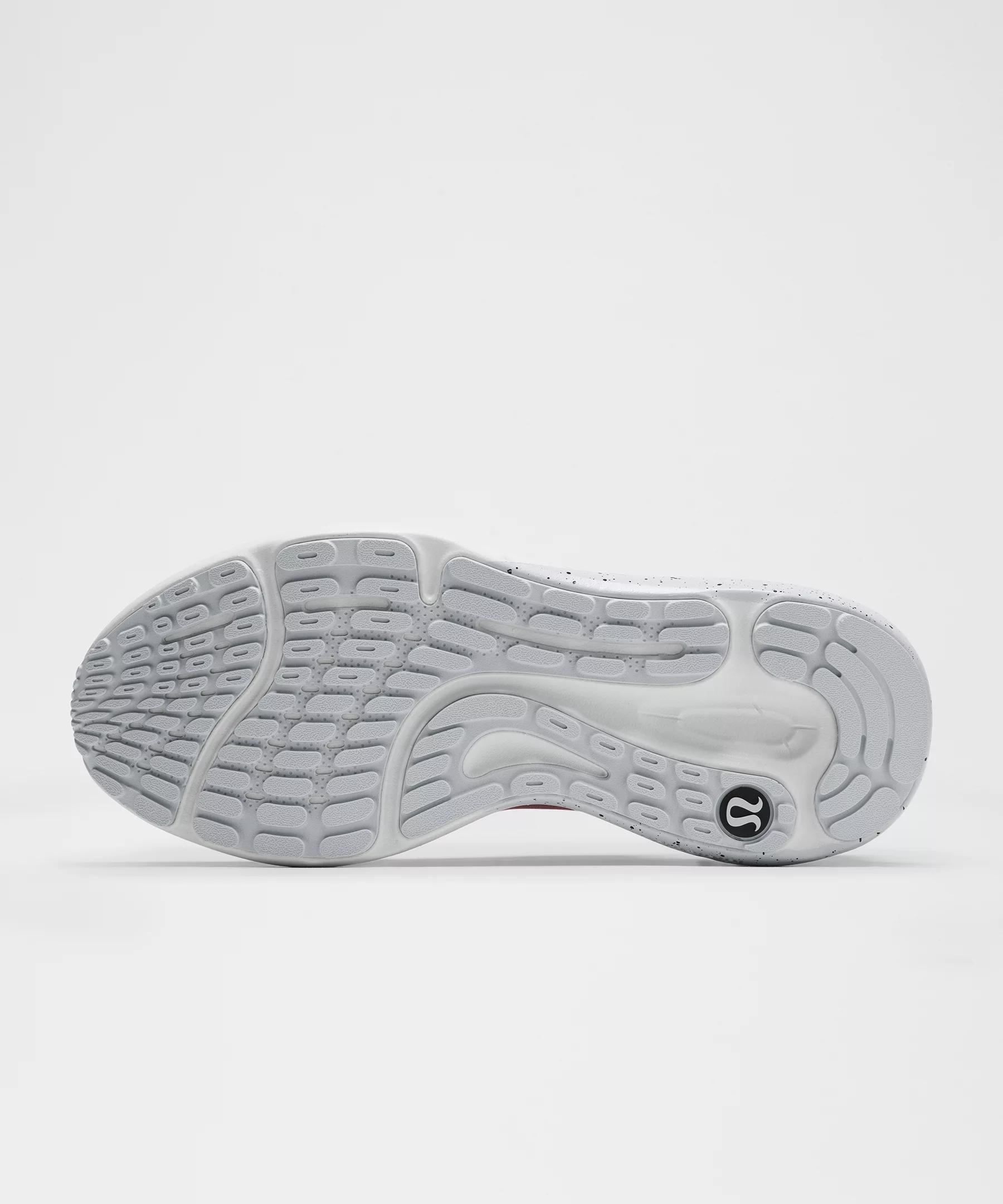 Women's Beyondfeel Running Shoe Product Image