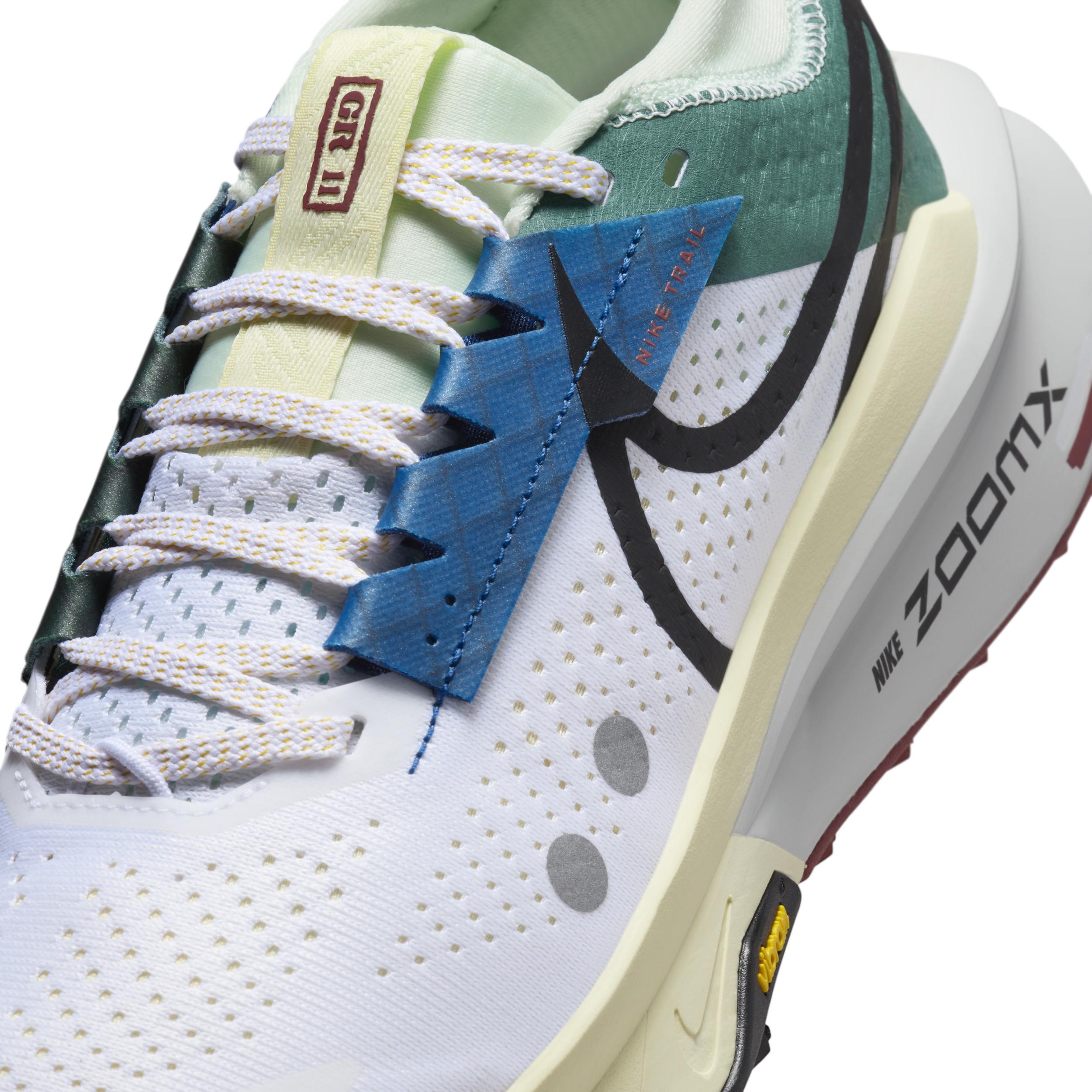 Nike Women's Zegama 2 Trail Running Shoes Product Image