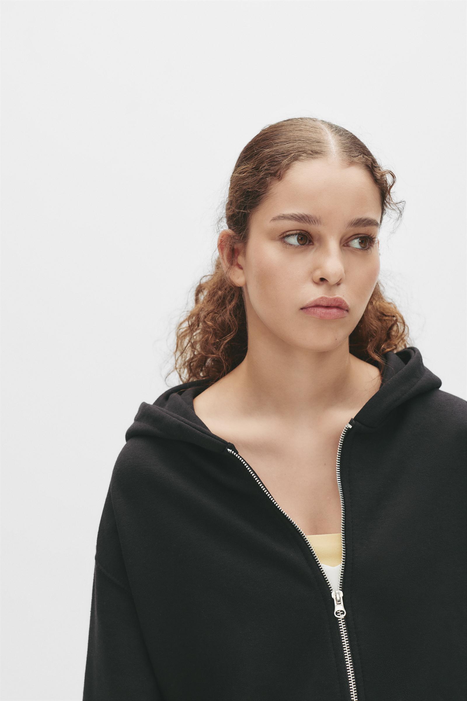 Hoodie with zipper Product Image