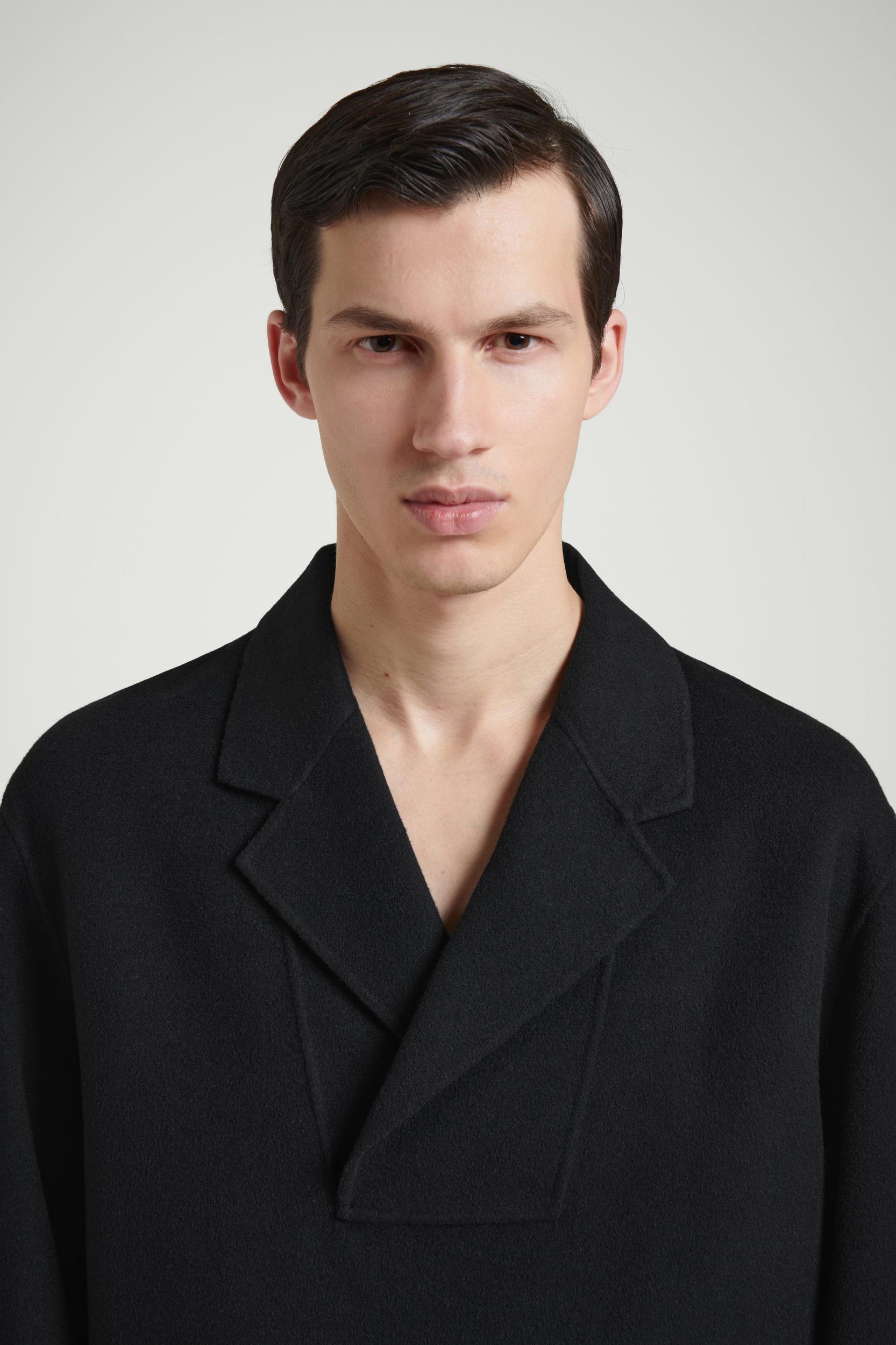 THE HALF-PLACKET OVERSHIRT Product Image