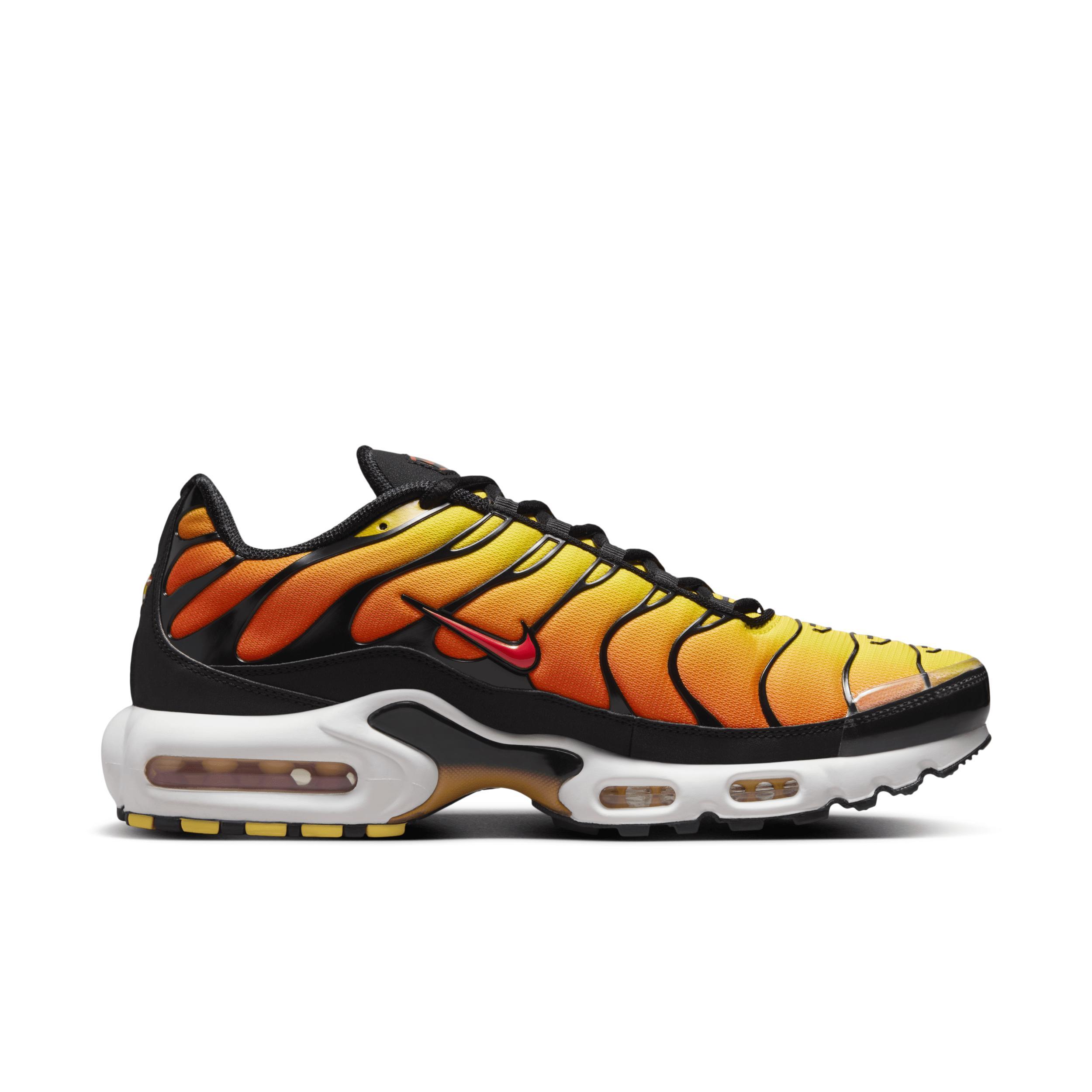 Nike Men's Air Max Plus Shoes Product Image