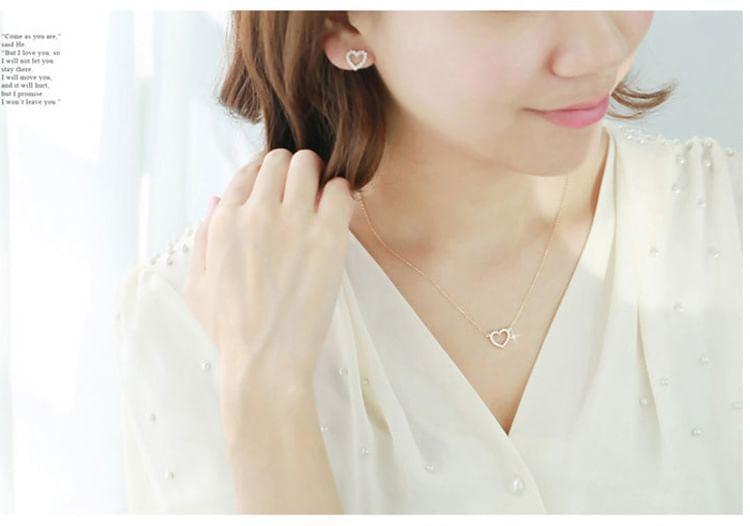 Heart Rhinestone Pendant Alloy Choker Product Image