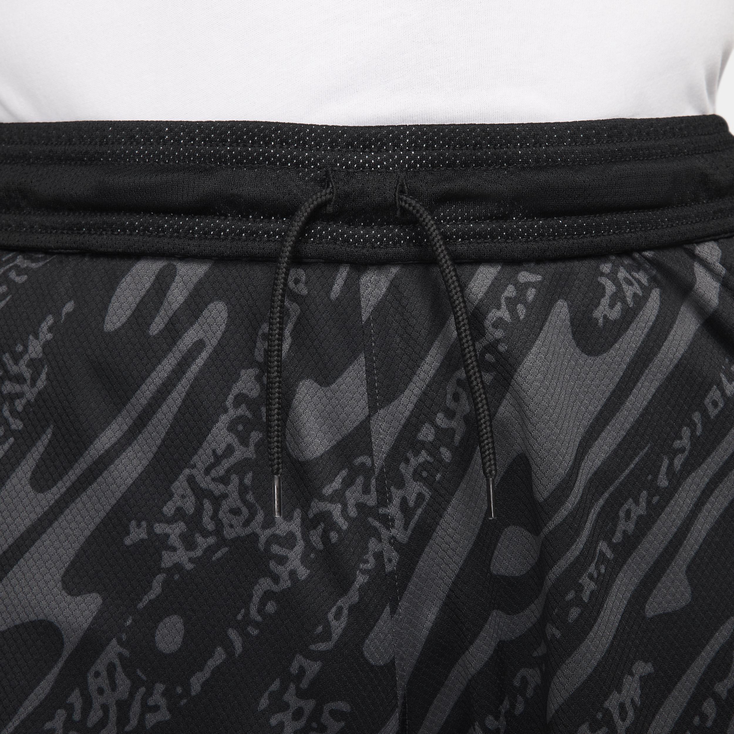 Liverpool FC 2024/25 Stadium Goalkeeper Nike Men's Dri-FIT Soccer Replica Shorts Product Image