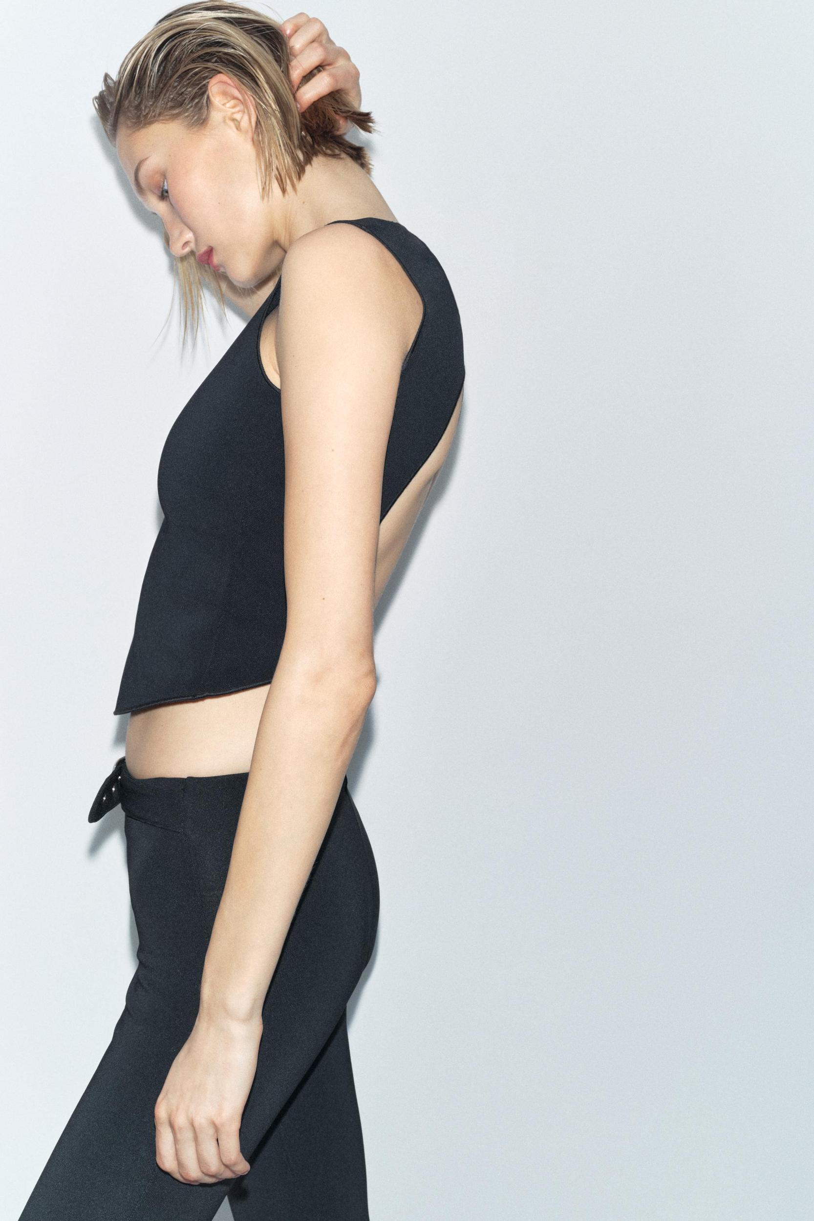 CONTOURING STRETCH FLARE PANTS Product Image