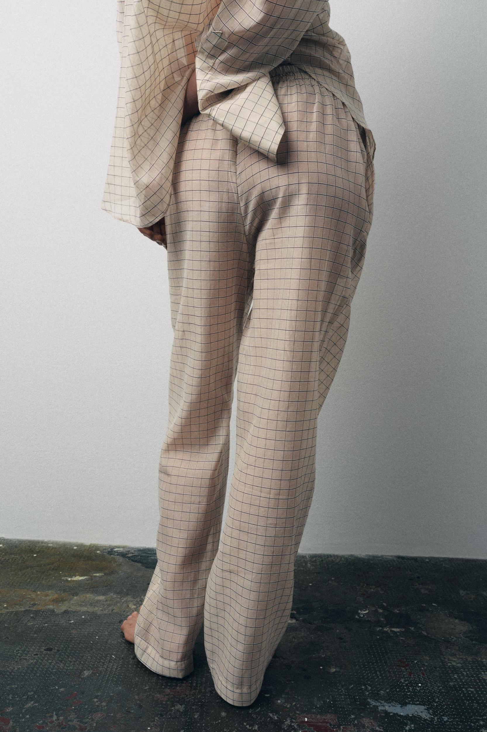 PLAID PAJAMA PANTS Product Image