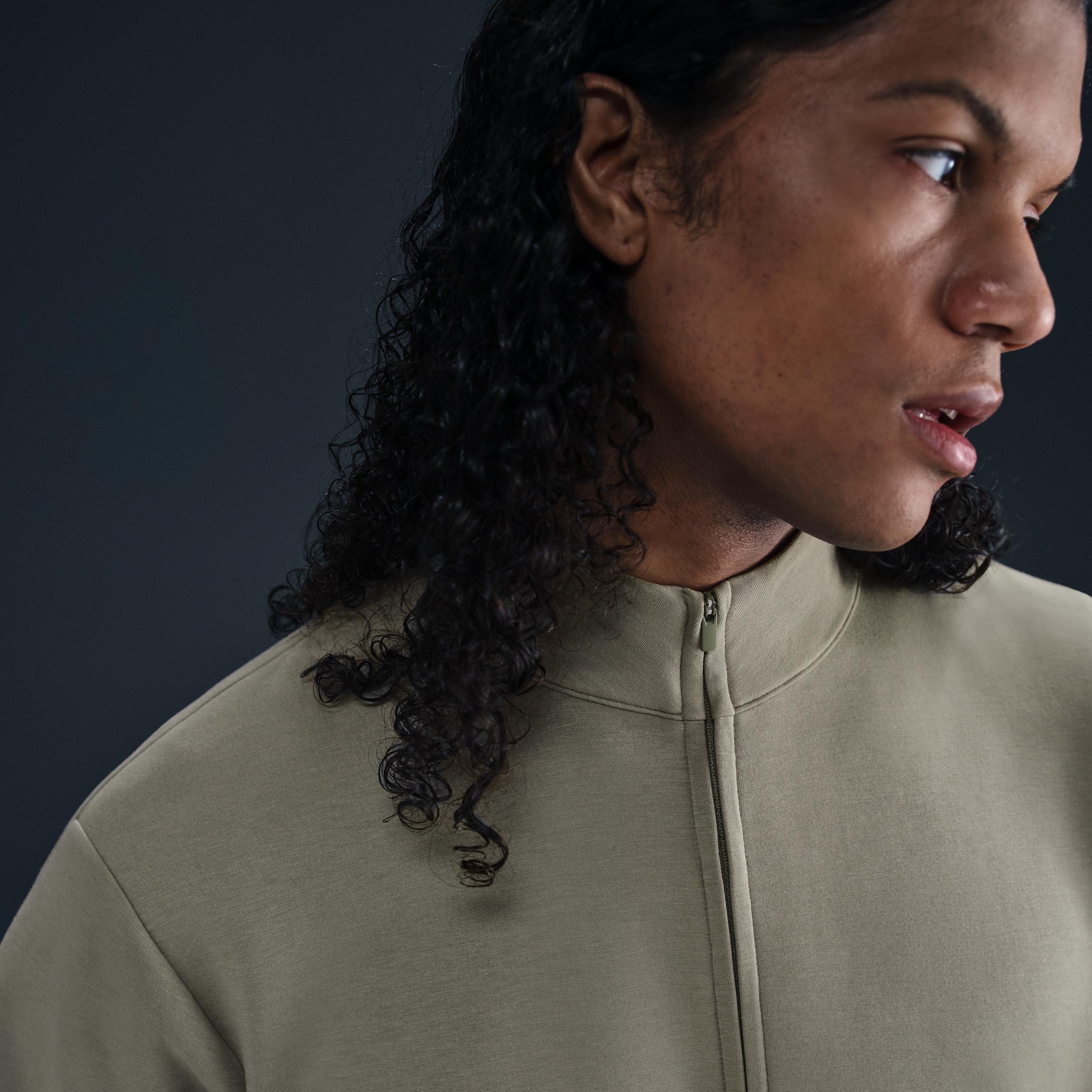 Nike Men's 24.7 ImpossiblySoft Dri-FIT 1/2-Zip Top Product Image