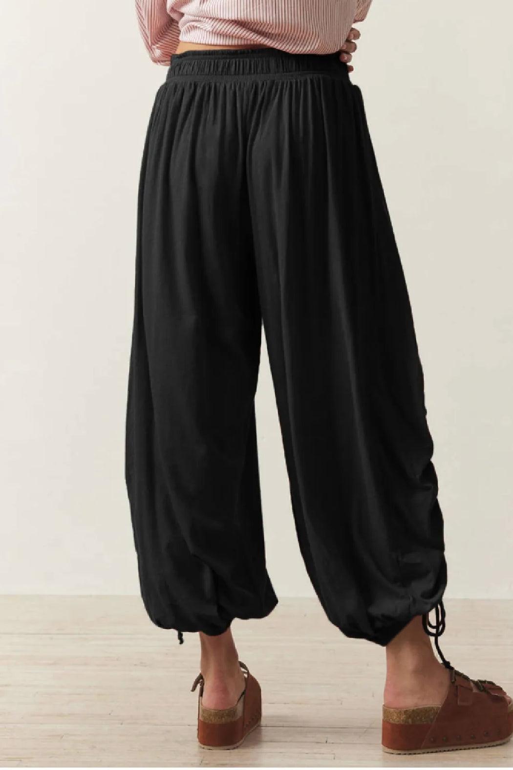 Drawstring Ruched Knit Pants Product Image