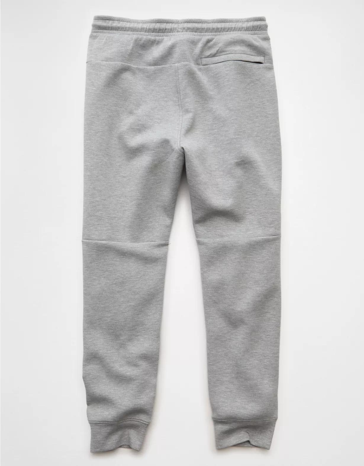 AE 24/7 Jogger Product Image