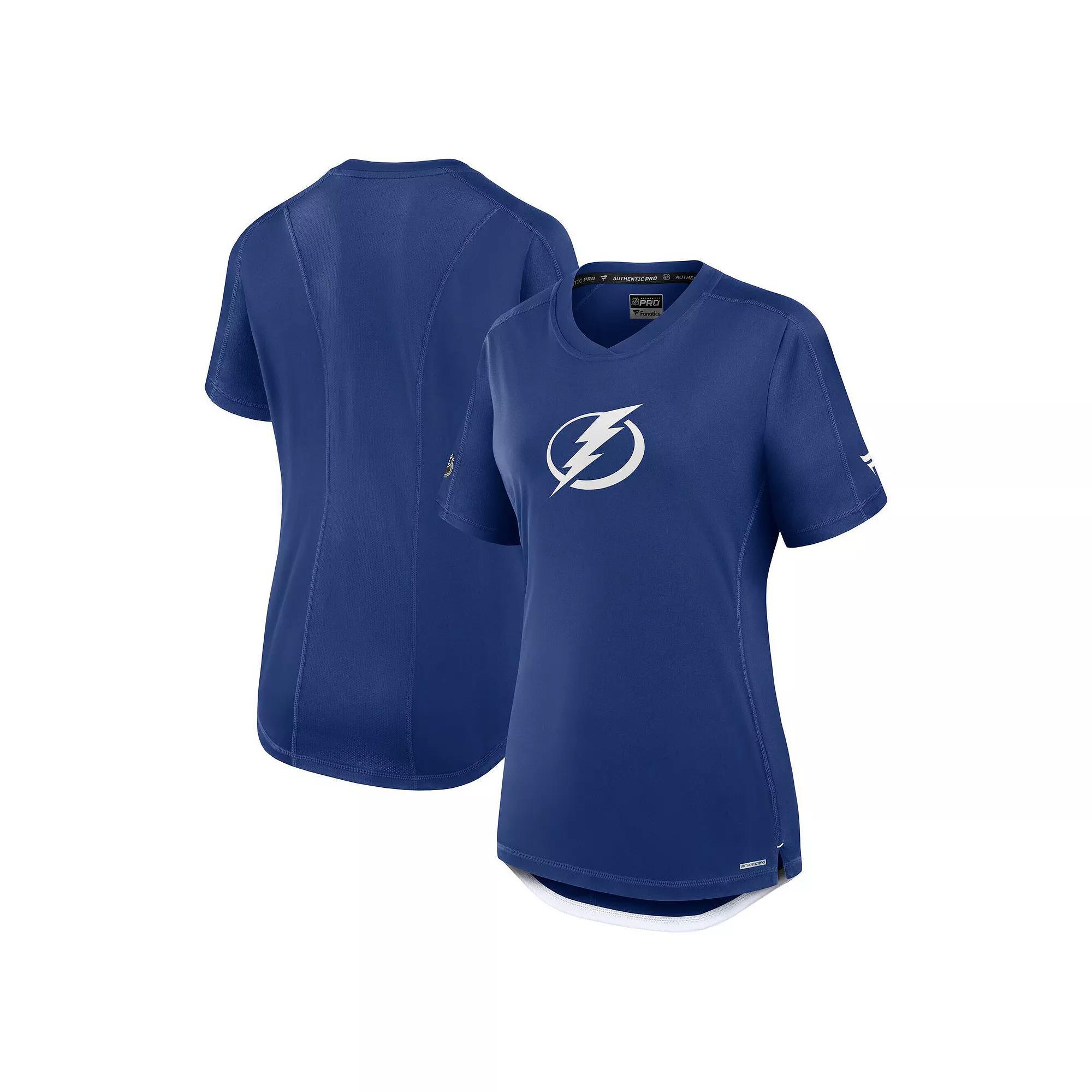 Men's Nike Red Tampa Bay Buccaneers Horizontal Lockup Legend Performance T-Shirt,  Product Image