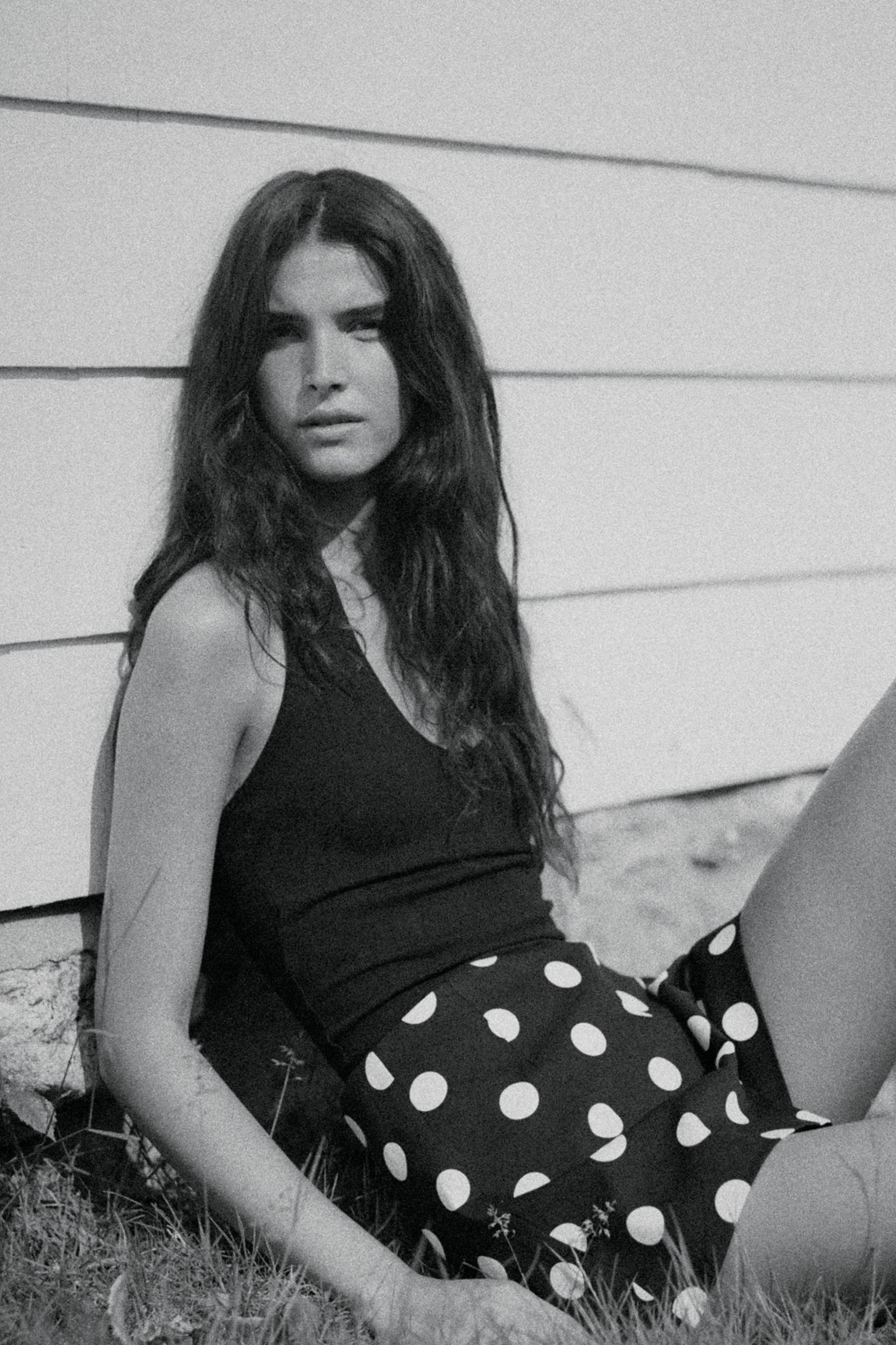 HIGH-WAISTED SHORTS Product Image