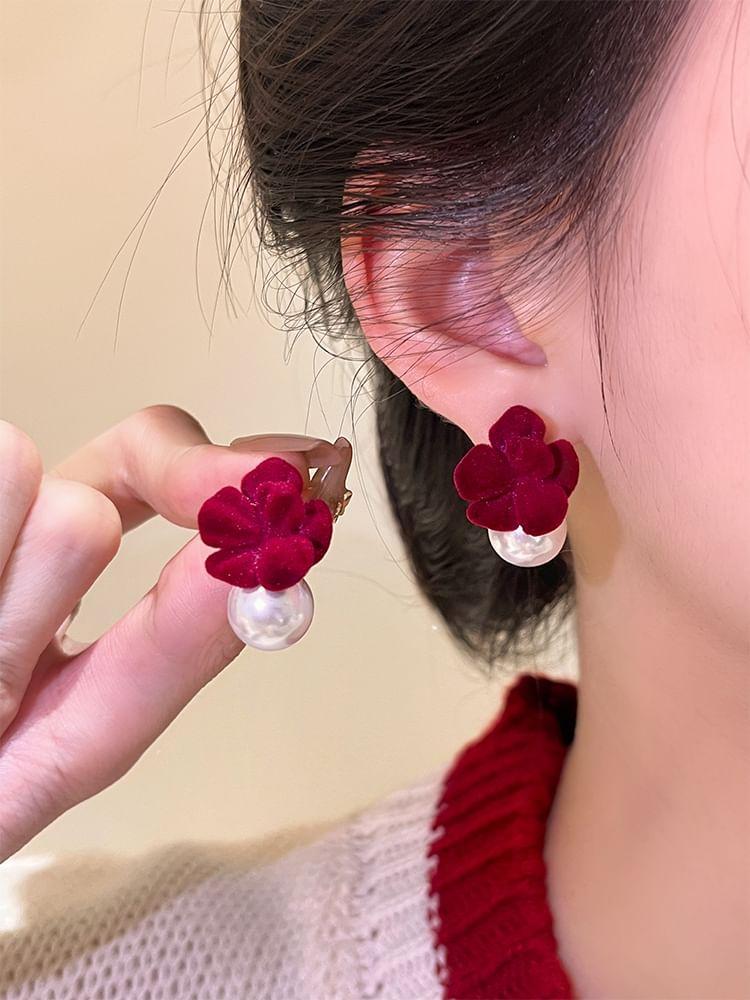 Flower Faux Pearl Ear Jacket Product Image