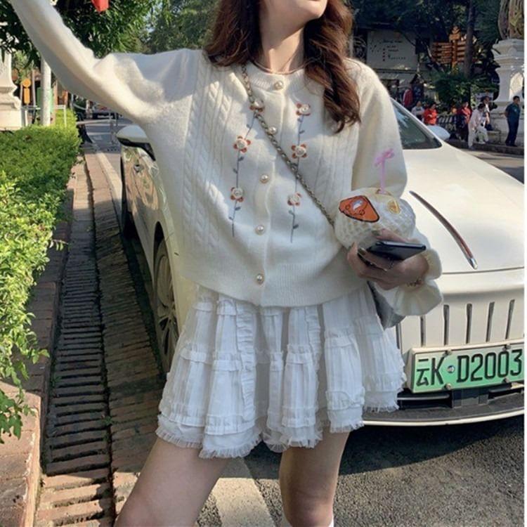 Round Neck Floral Embroidered Cardigan Product Image