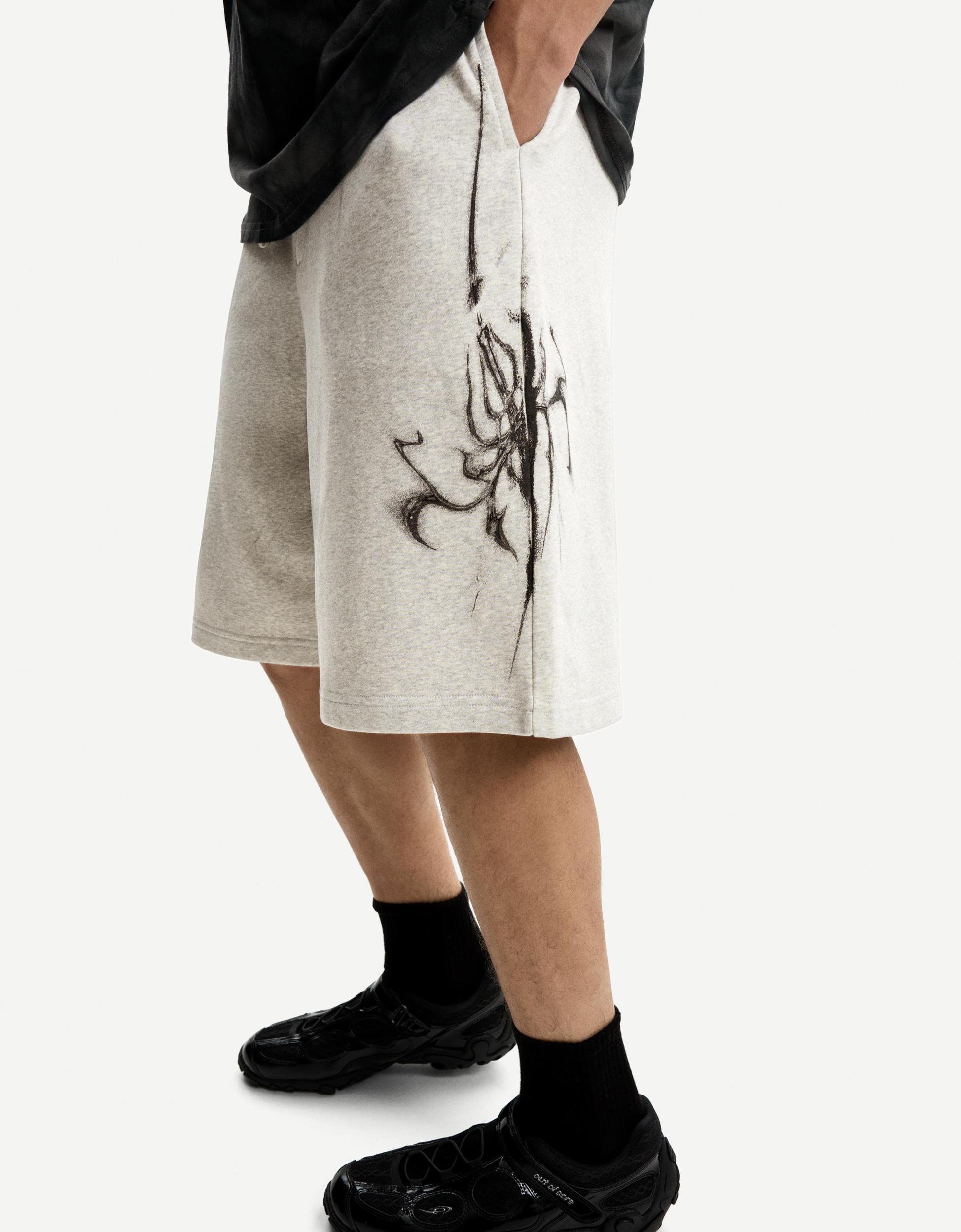 Printed Bermuda shorts Product Image