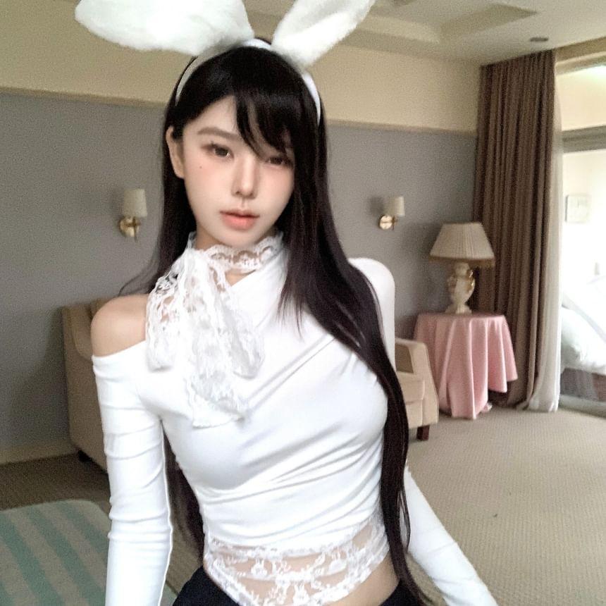 Long-Sleeve Asymmetrical Lace Crop Top / Hot Pants Product Image