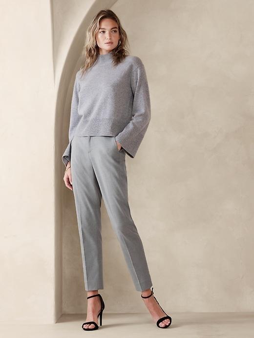 Curvy Avery Straight Pant Product Image