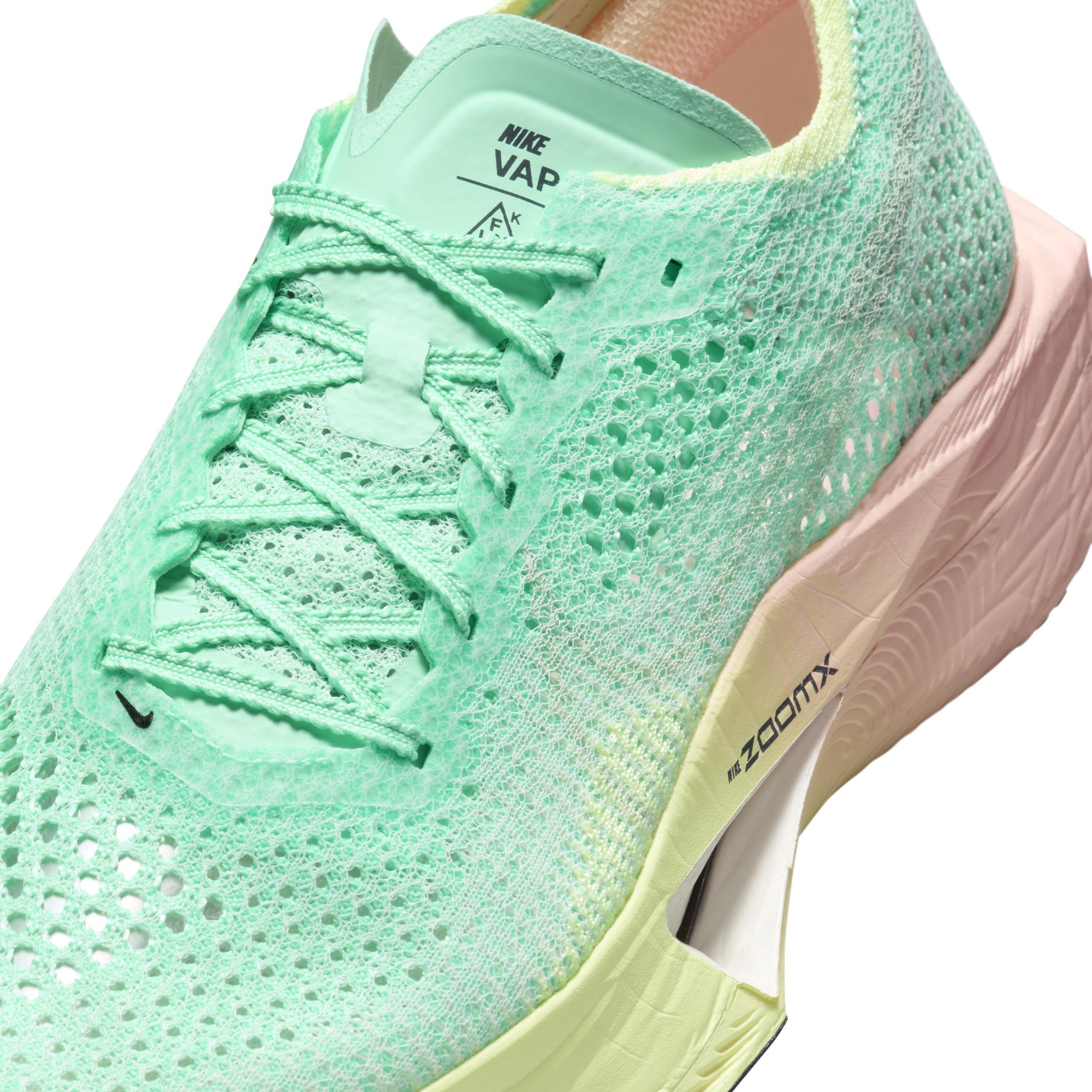 Nike Women's Vaporfly 3 Road Racing Shoes Product Image