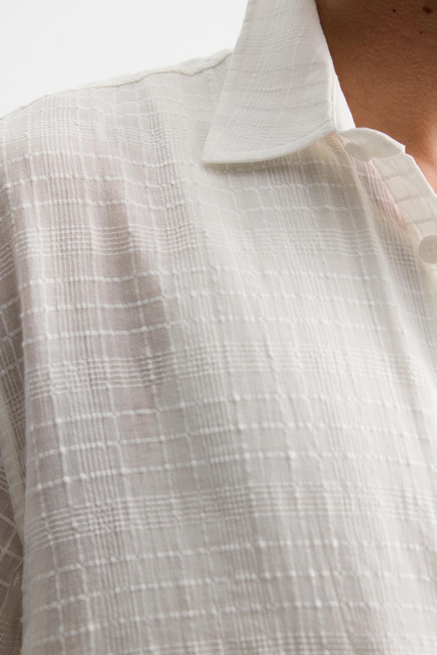 CHECKERED JACQUARD SHIRT Product Image