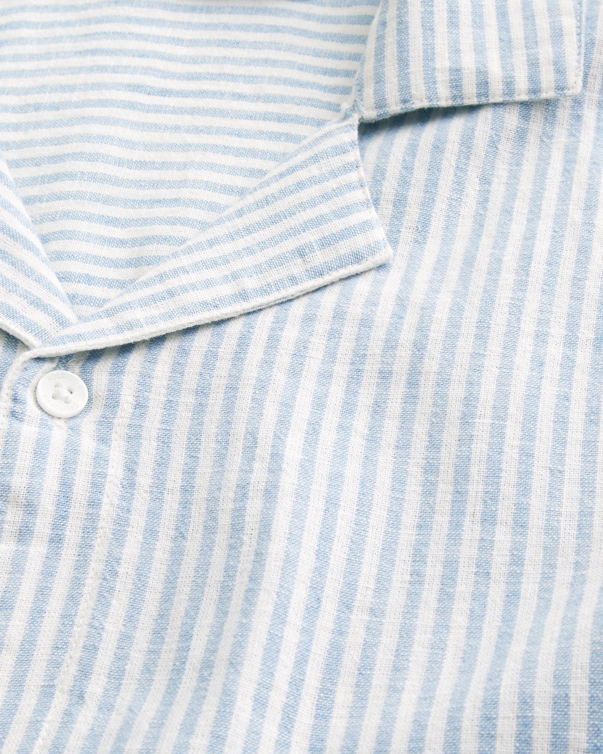 Boxy Short-Sleeve Linen-Blend Shirt Product Image