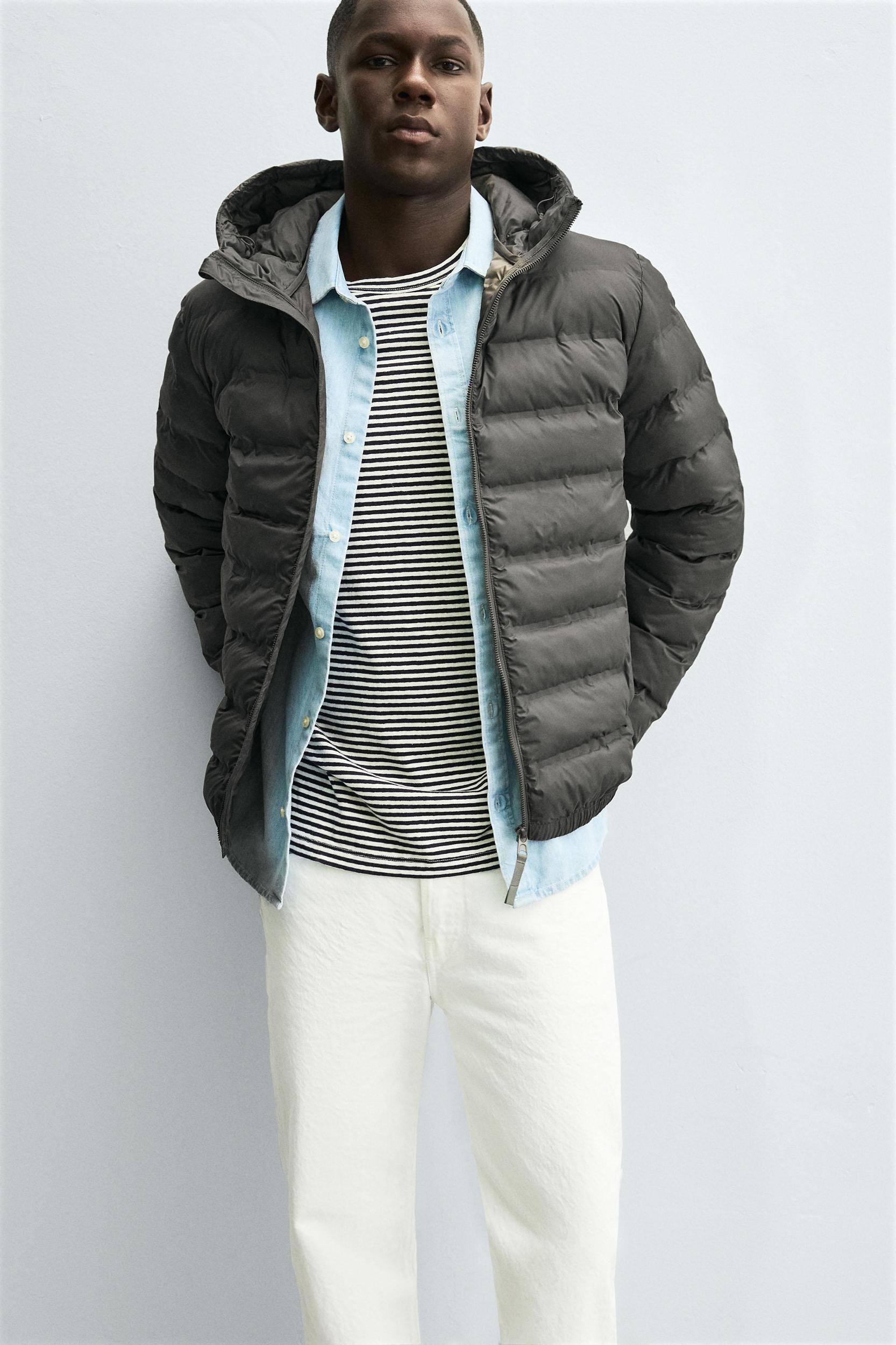LIGHTWEIGHT HOODED PADDED JACKET Product Image