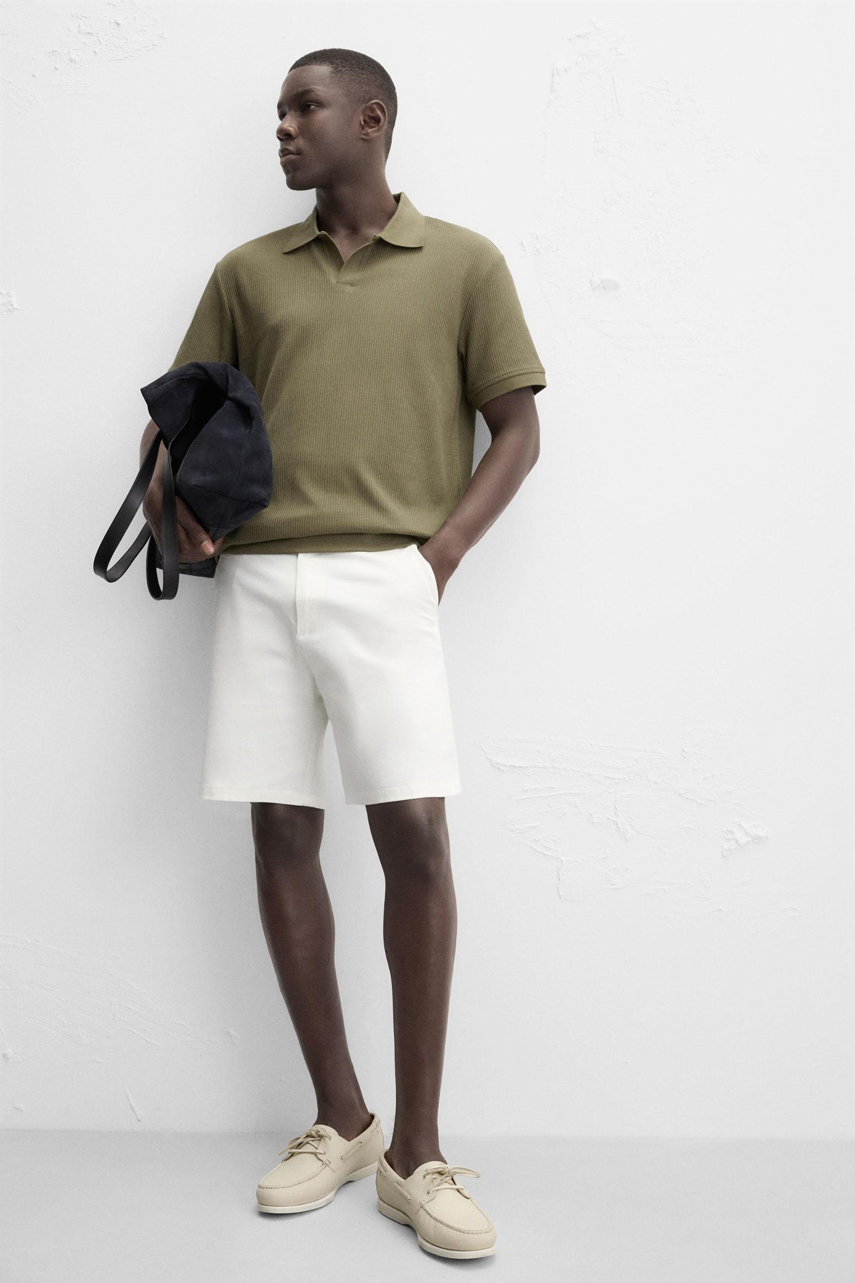 REGULAR FIT CHINO SHORTS Product Image