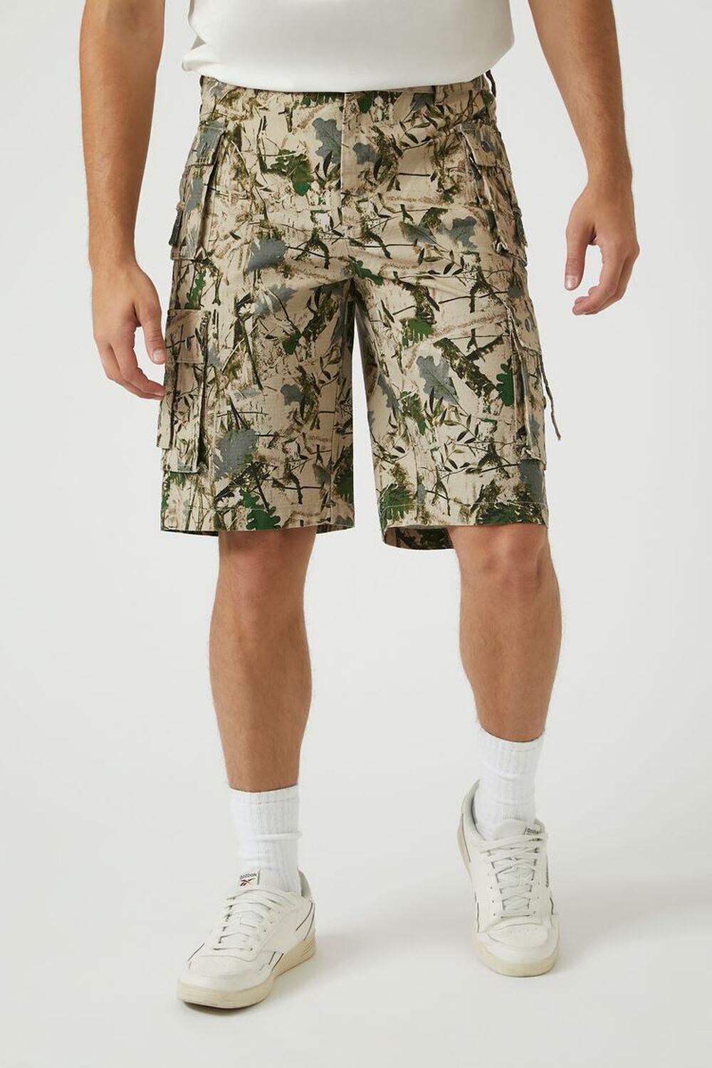 Leaf Print Cargo Shorts | Forever 21 Product Image