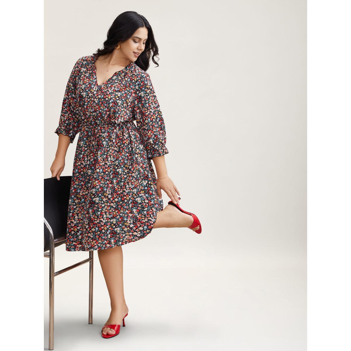 Plus Size Floral Print Drawstring Pockets Flared Midi Dress Black Women Timeless Drawstring Notched collar Elbow-length sleeve Curvy BloomChic 26/4X Product Image